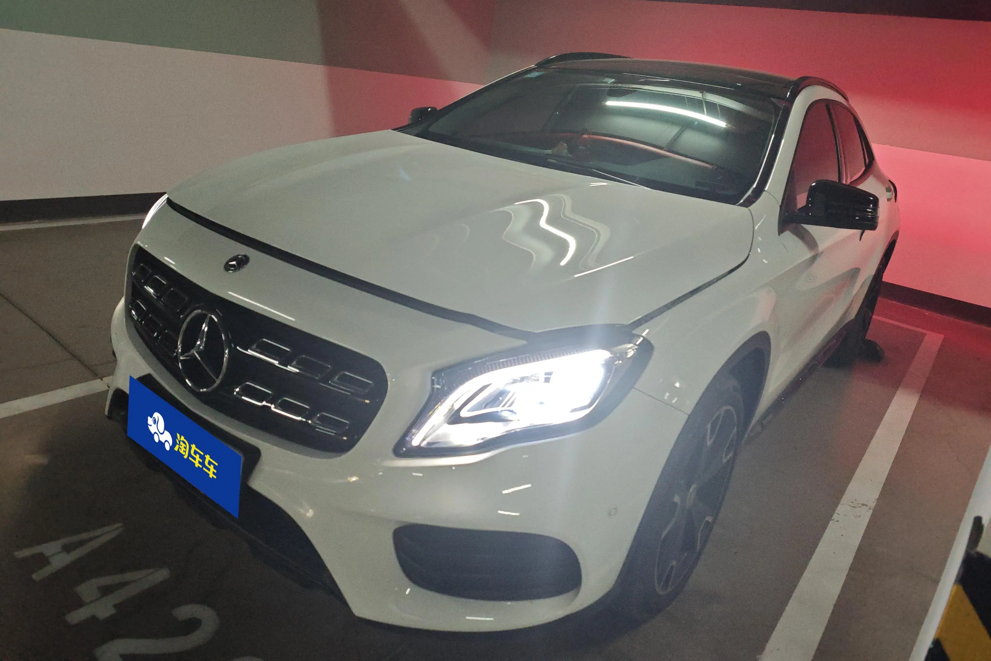 Mercedes-Benz GLA  из Китая