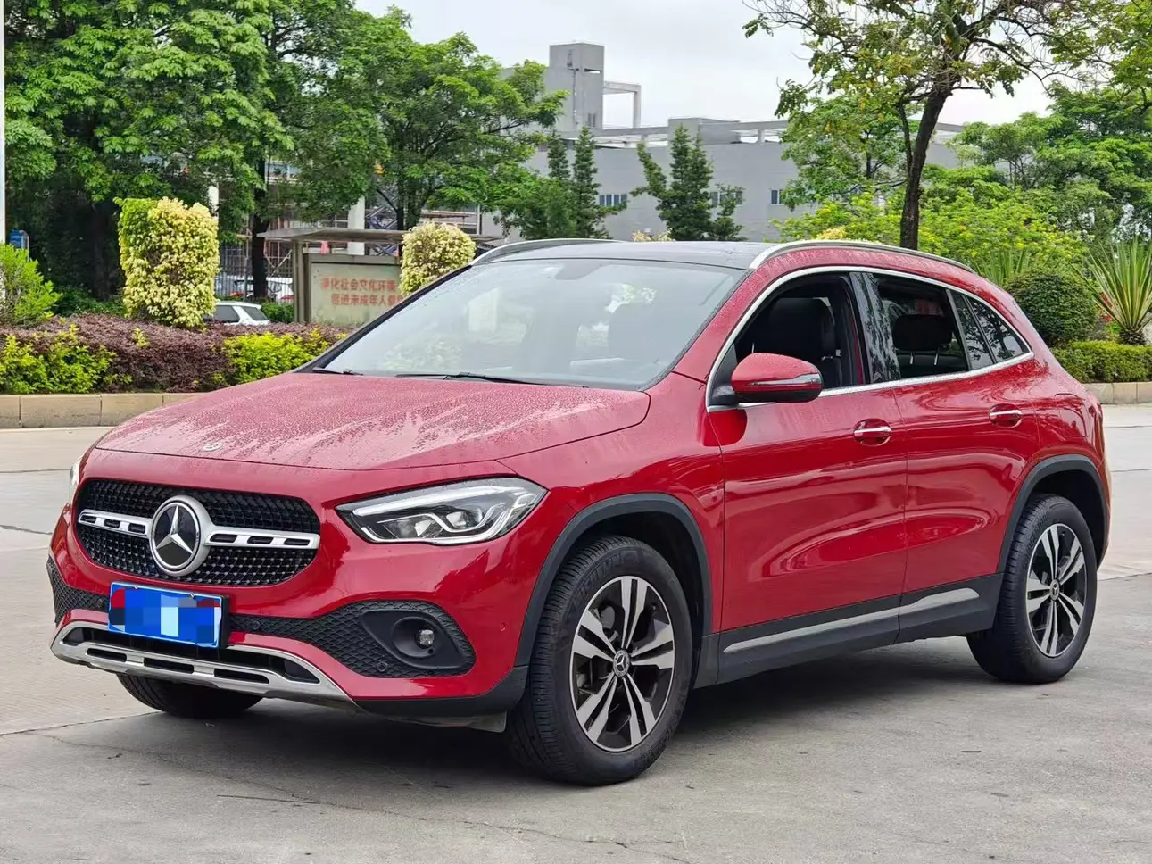 Mercedes-Benz GLA  из Китая