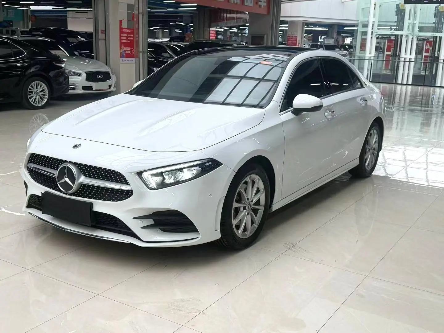Mercedes-Benz Mercedes Benz A Class  из Китая