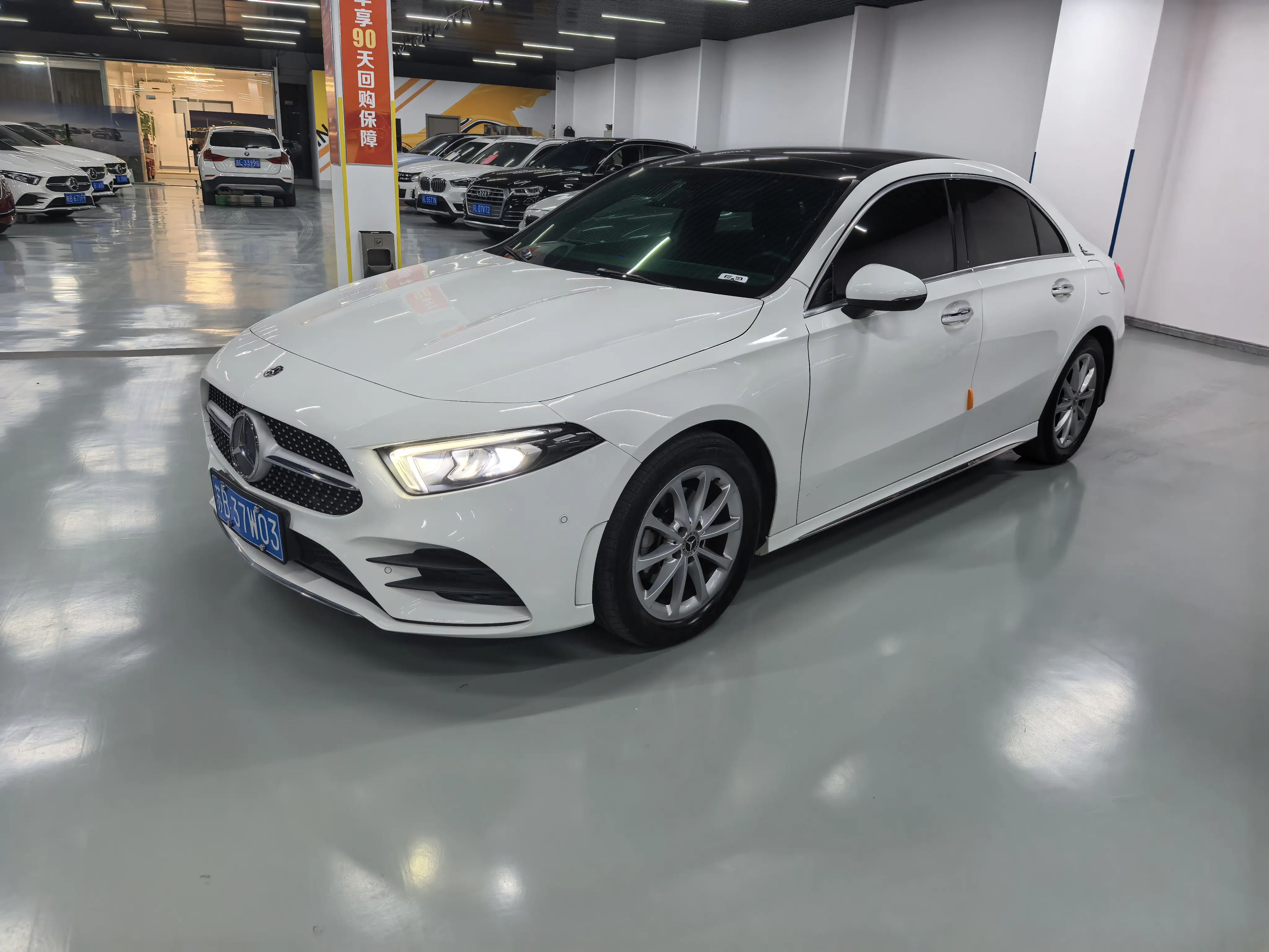 Mercedes-Benz Mercedes Benz A Class  из Китая