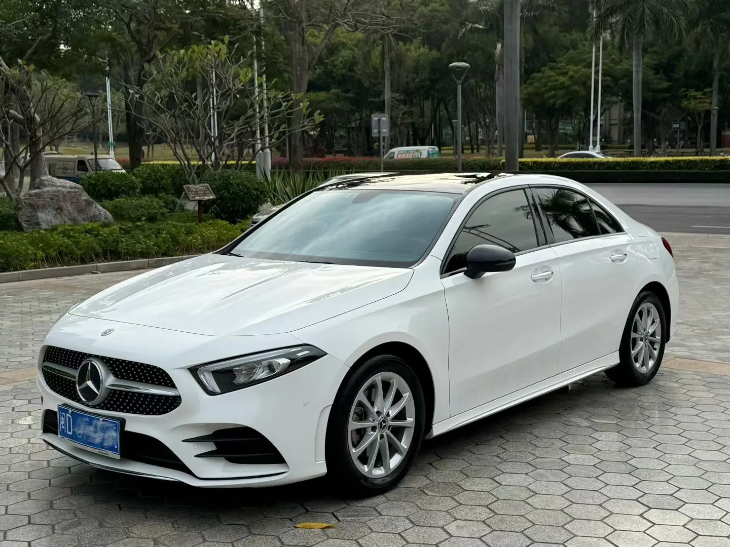 Mercedes-Benz Mercedes Benz A Class  из Китая
