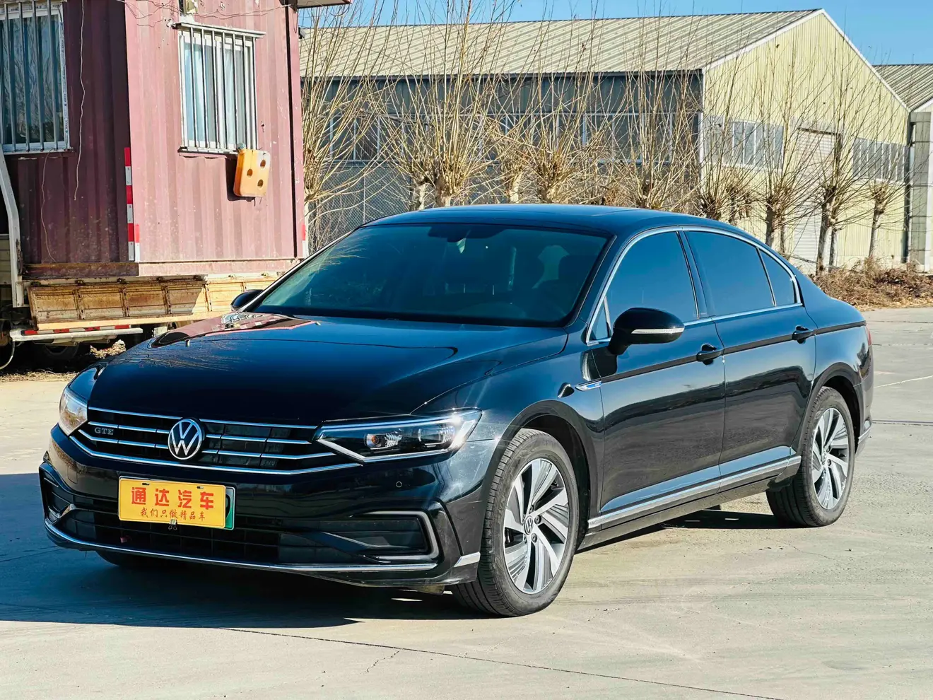 Volkswagen Magotan PHEV  из Китая