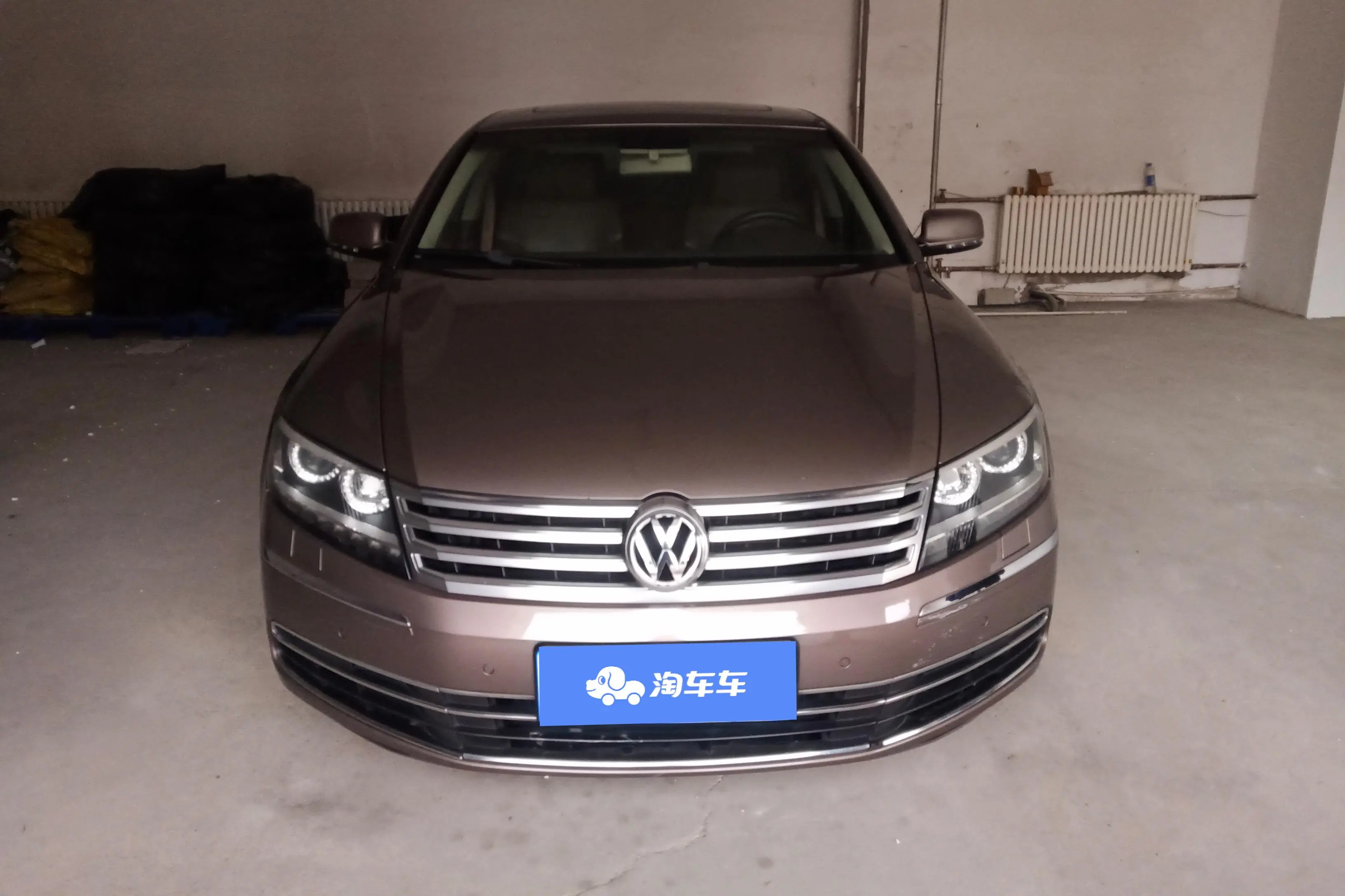 Volkswagen Phaeton  из Китая