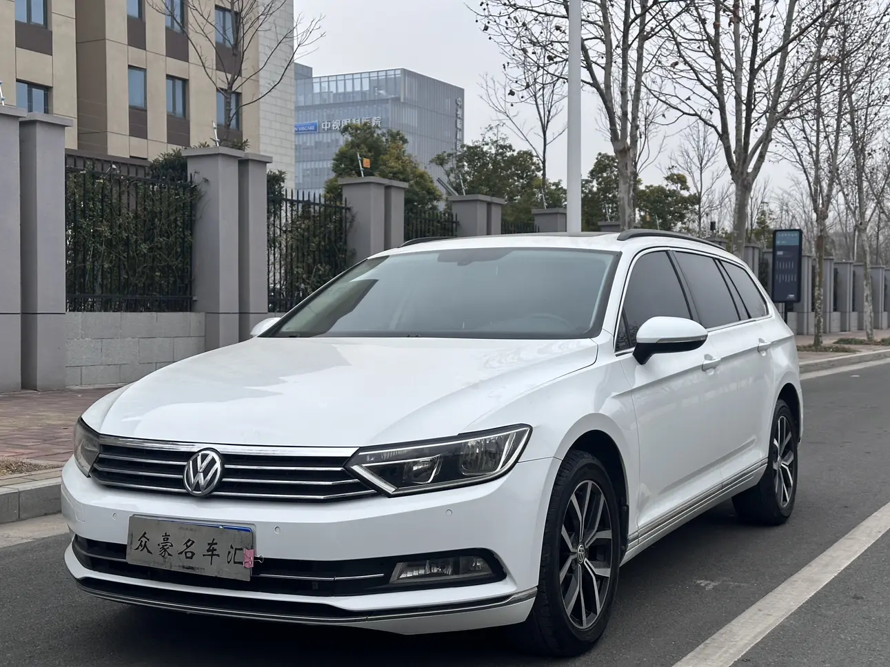 Volkswagen Wei Lan  из Китая