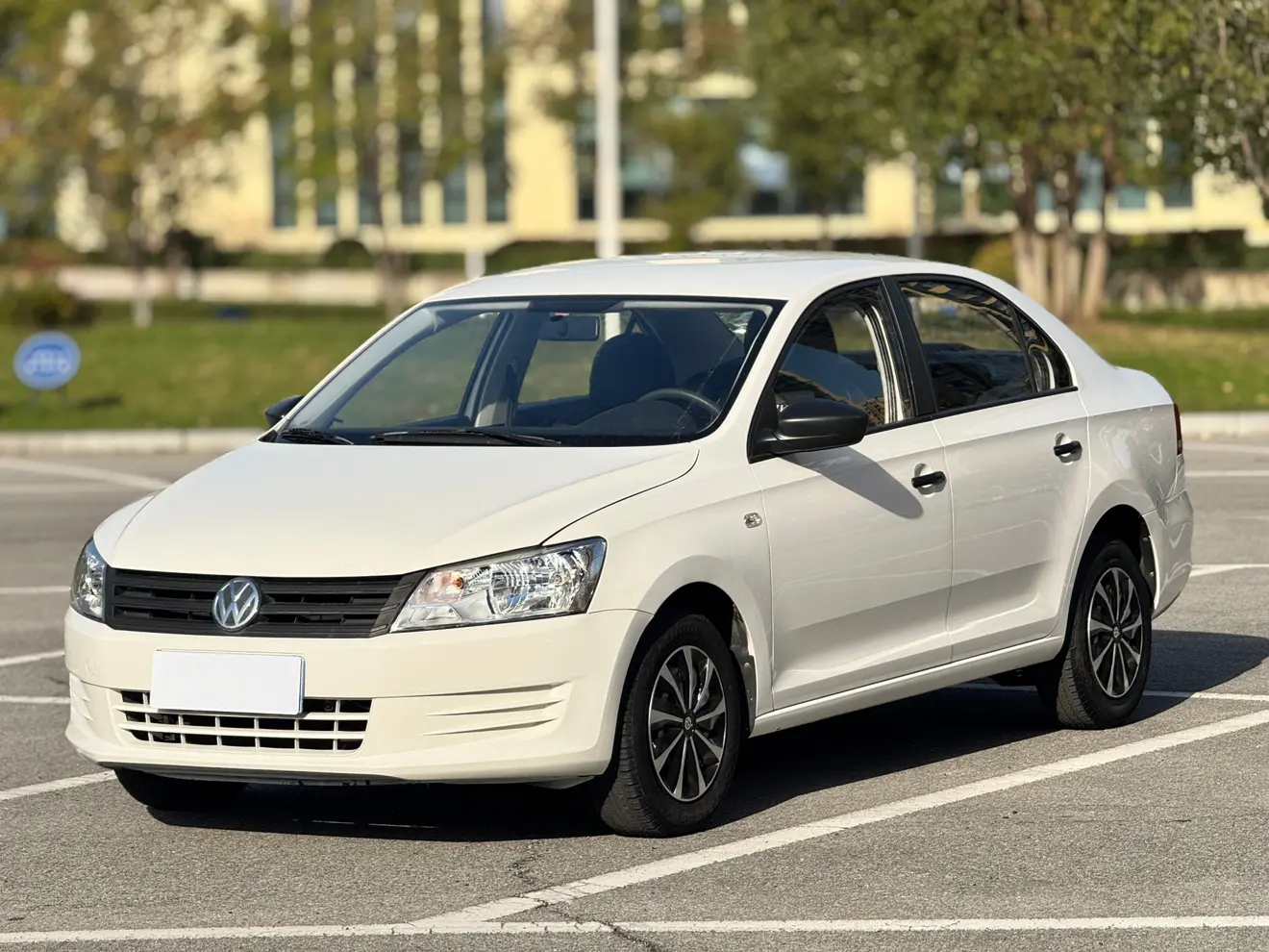 Volkswagen Santana  из Китая