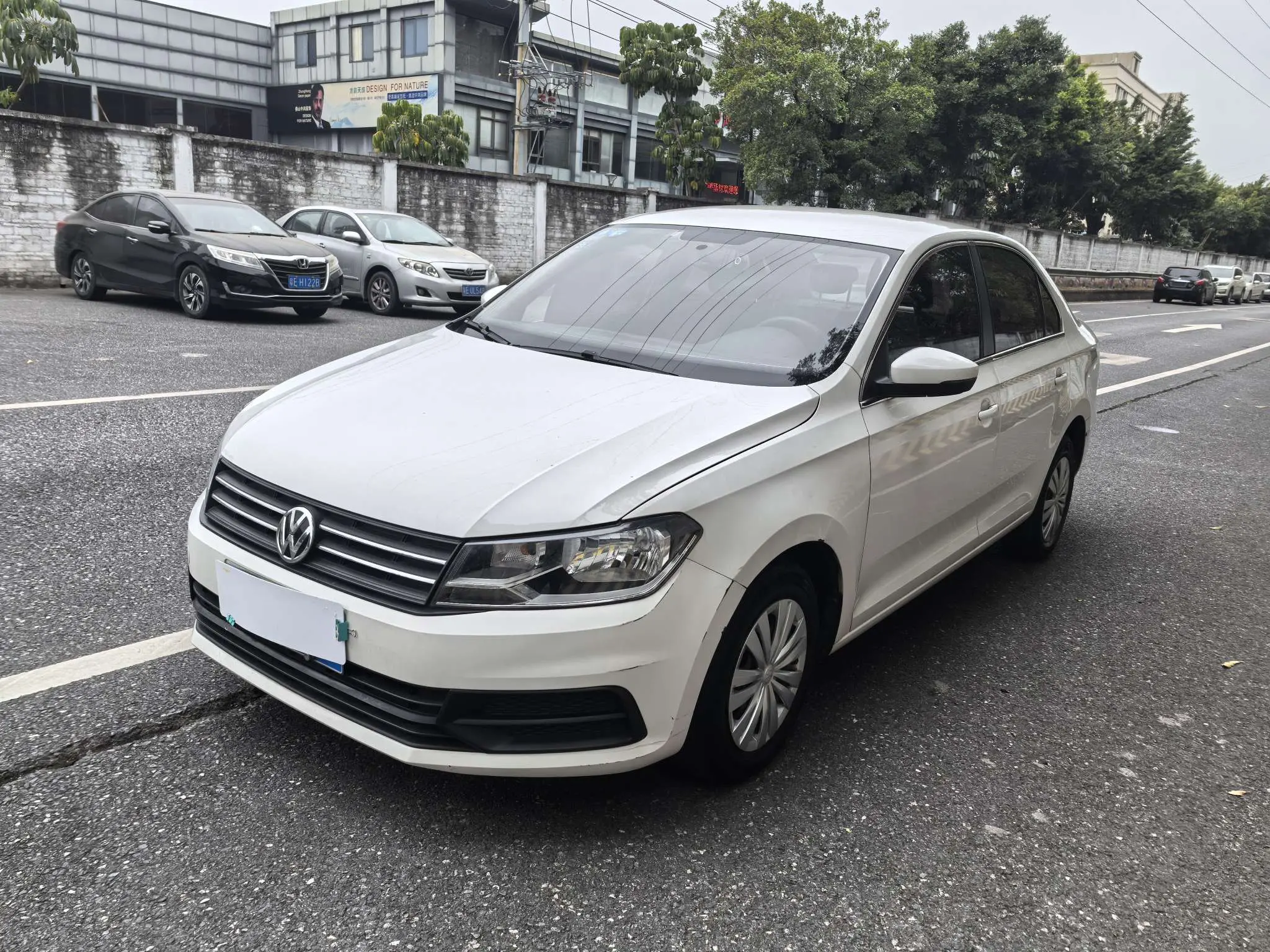 Volkswagen Santana  из Китая