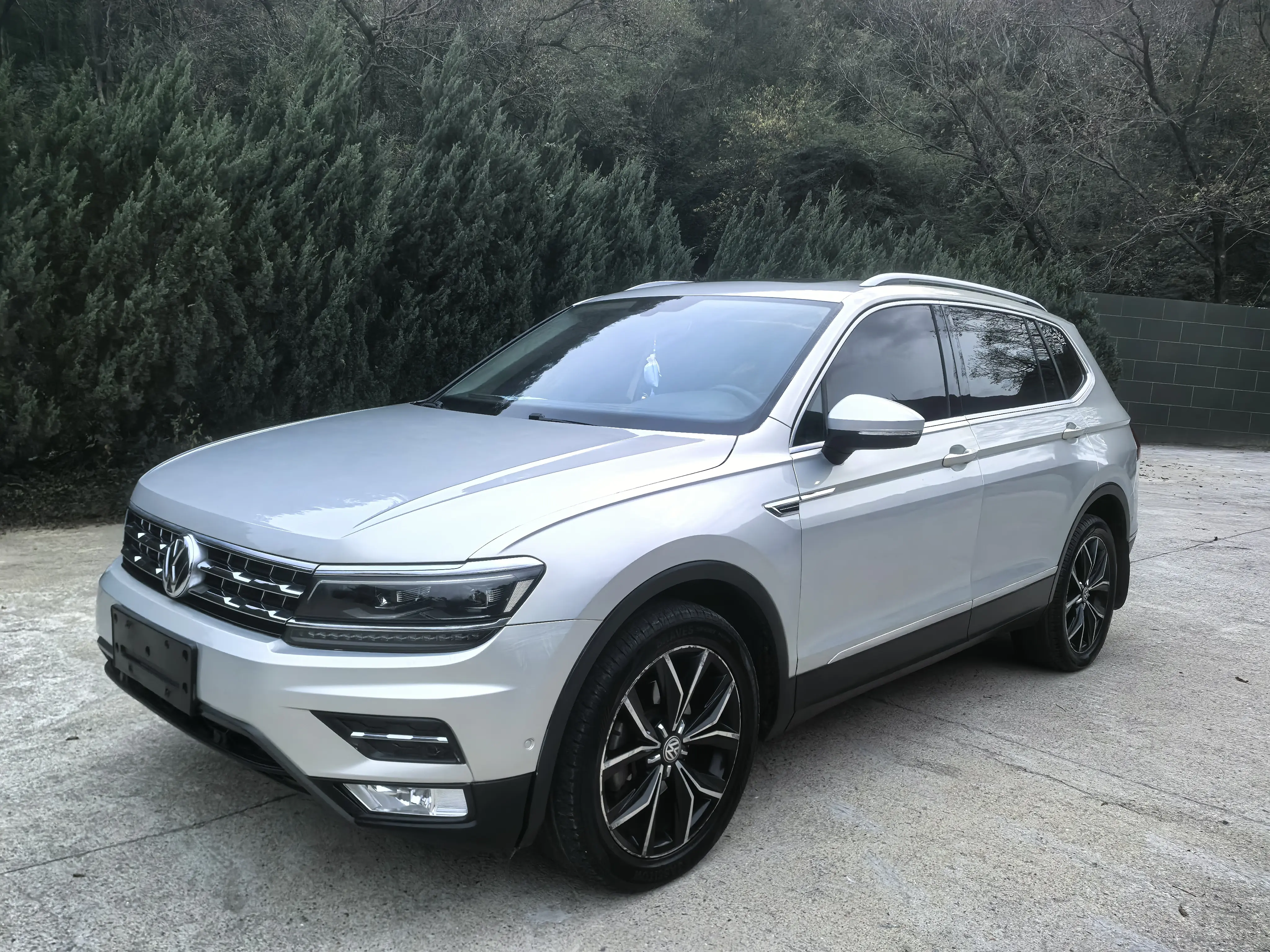 Volkswagen Tiguan L  из Китая