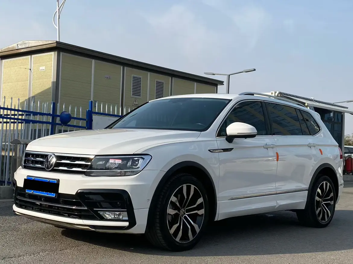 Volkswagen Tiguan L  из Китая
