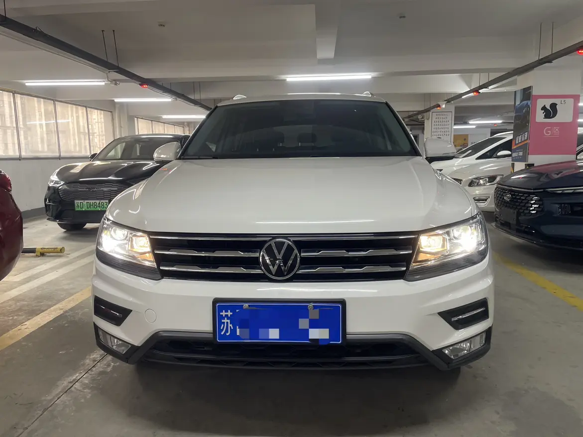 Volkswagen Tiguan L  из Китая