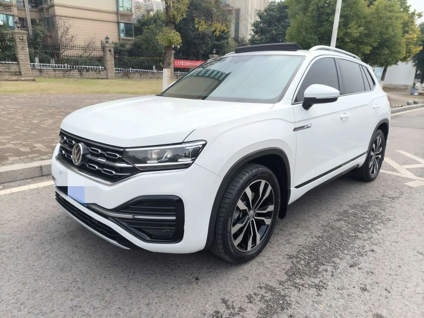 Volkswagen Tayron  из Китая