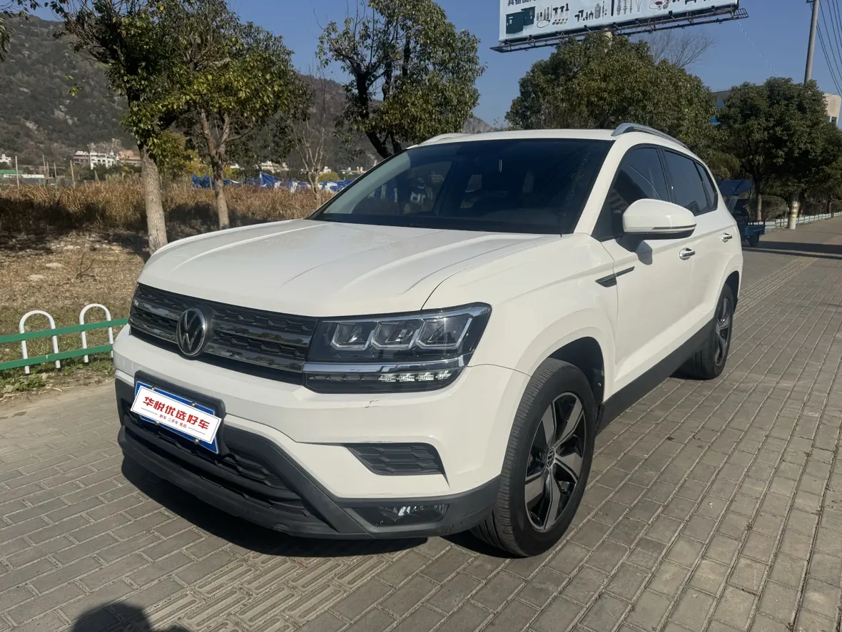 Volkswagen Tharu  из Китая