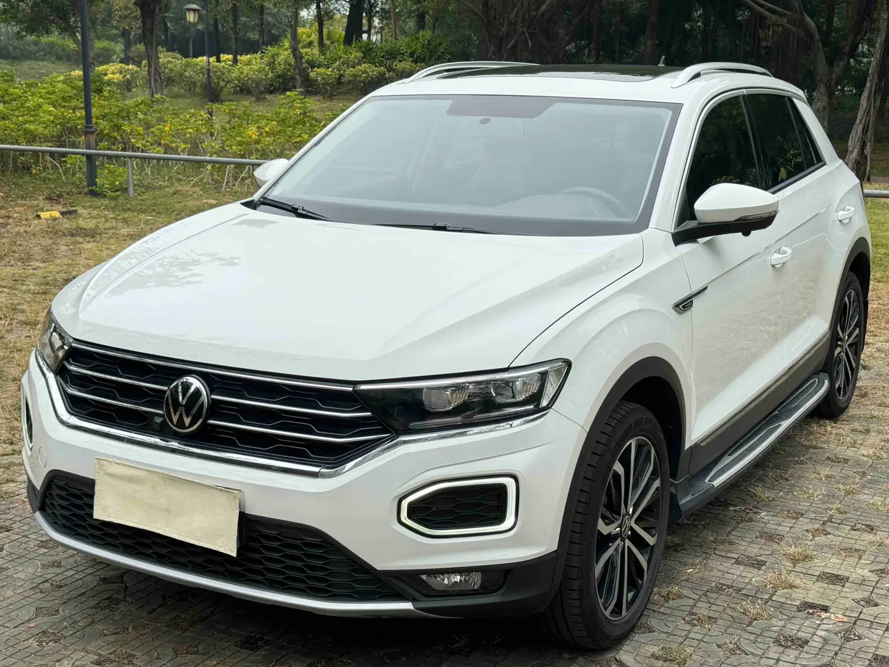 Volkswagen T-Roc  из Китая