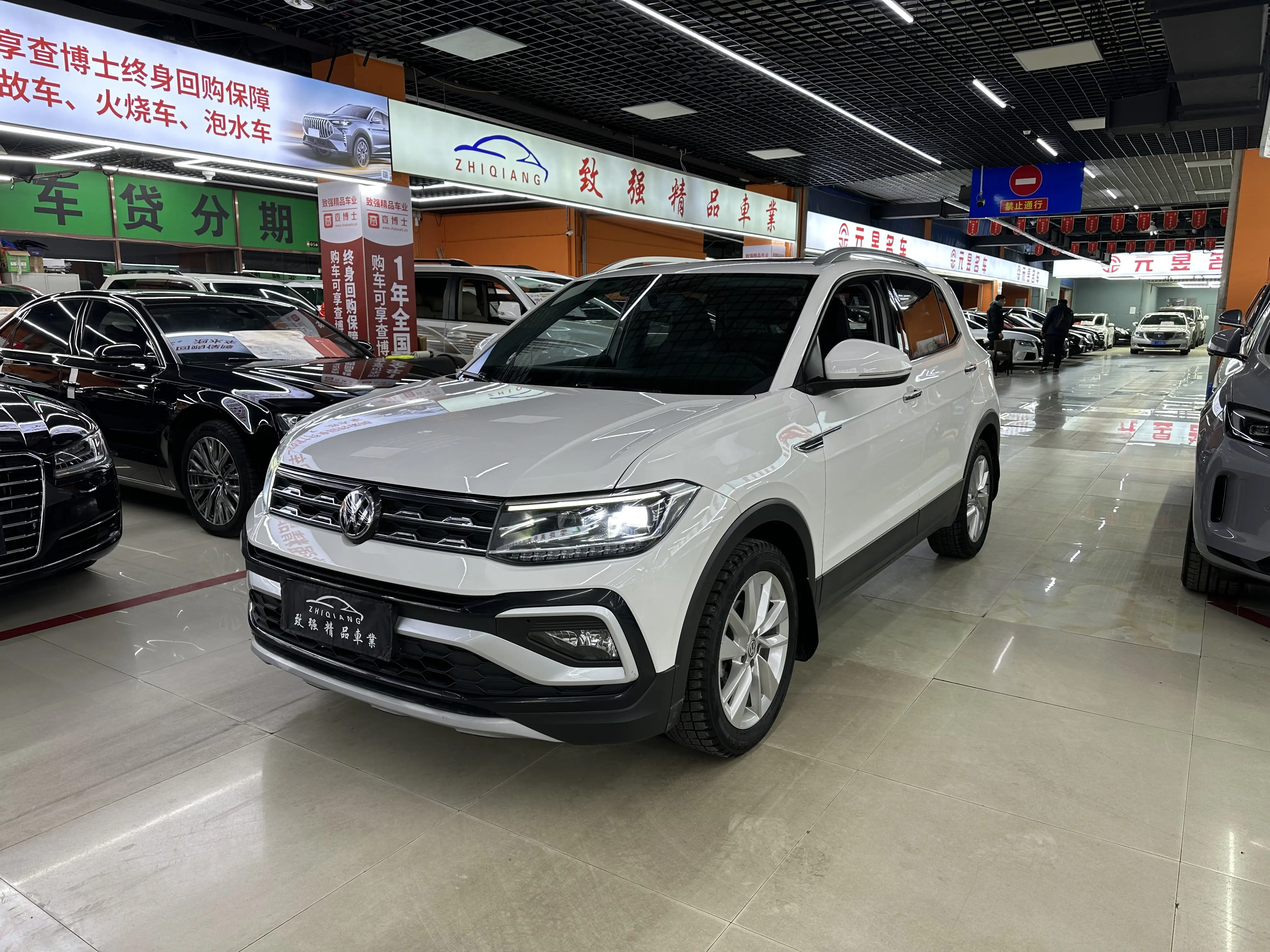 Volkswagen Tu Kai  из Китая