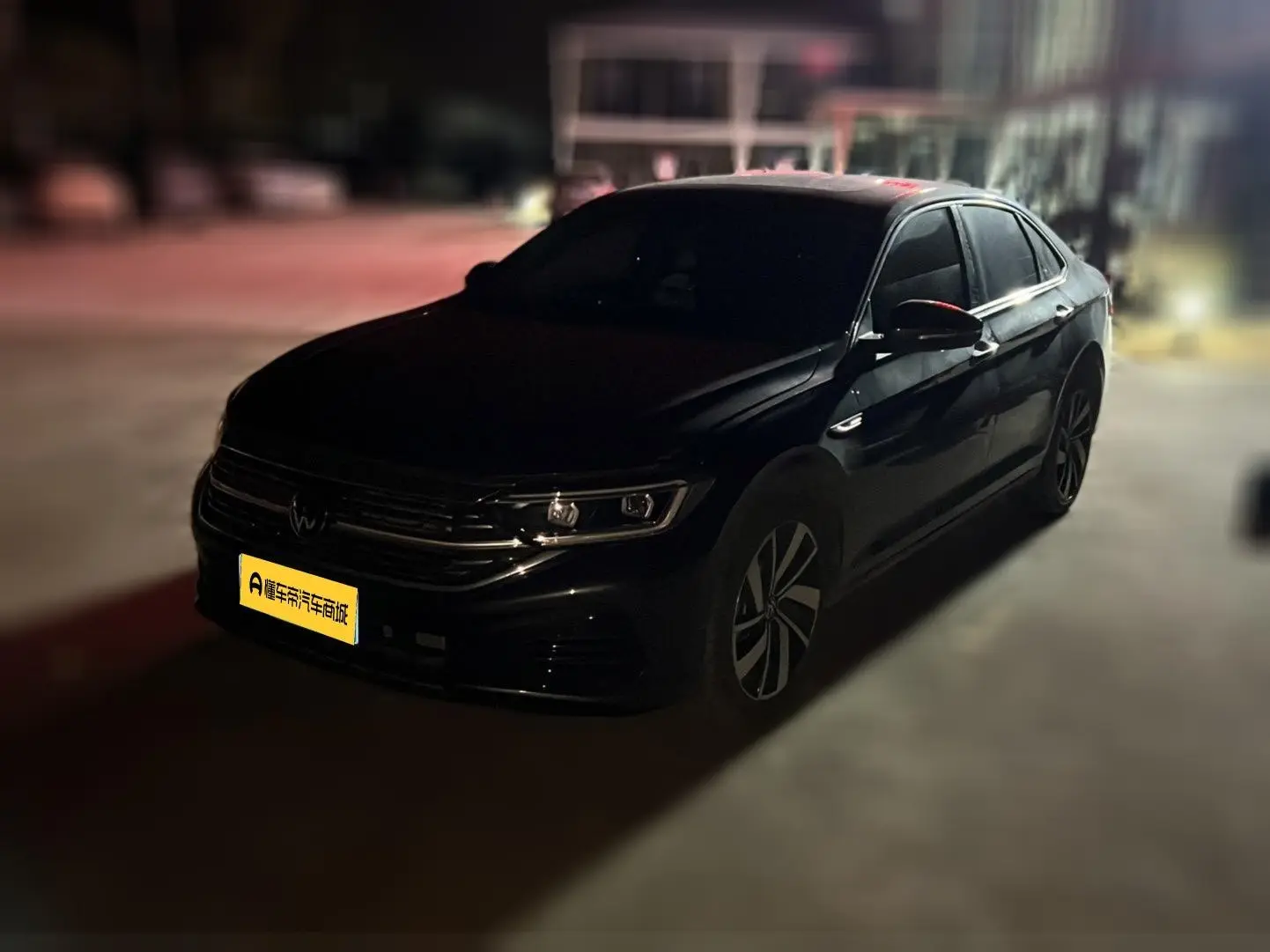 Volkswagen Sagitar  из Китая