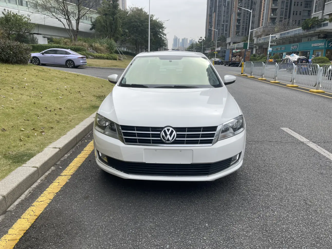 Volkswagen Lavida  из Китая