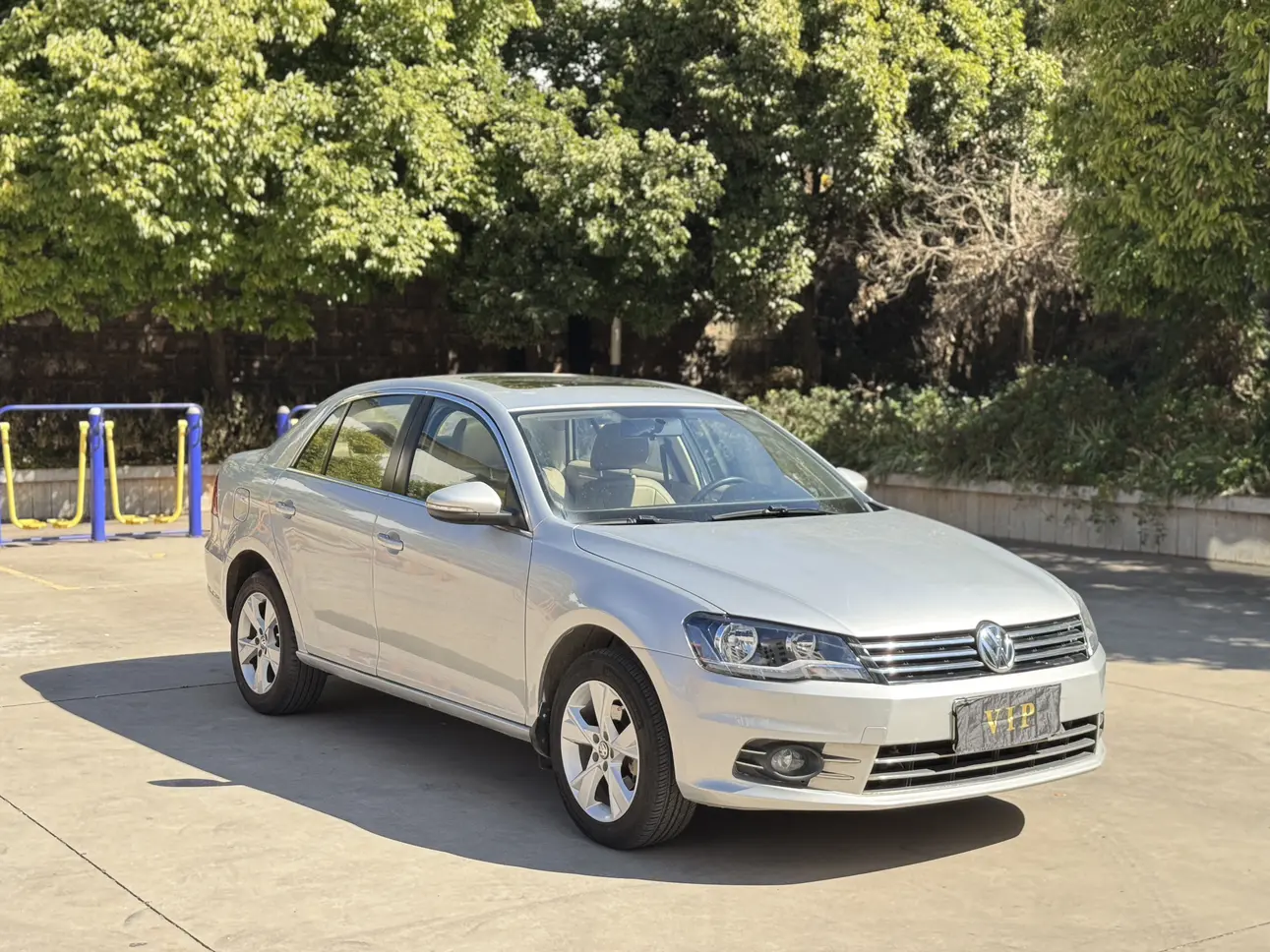 Volkswagen Bora  из Китая