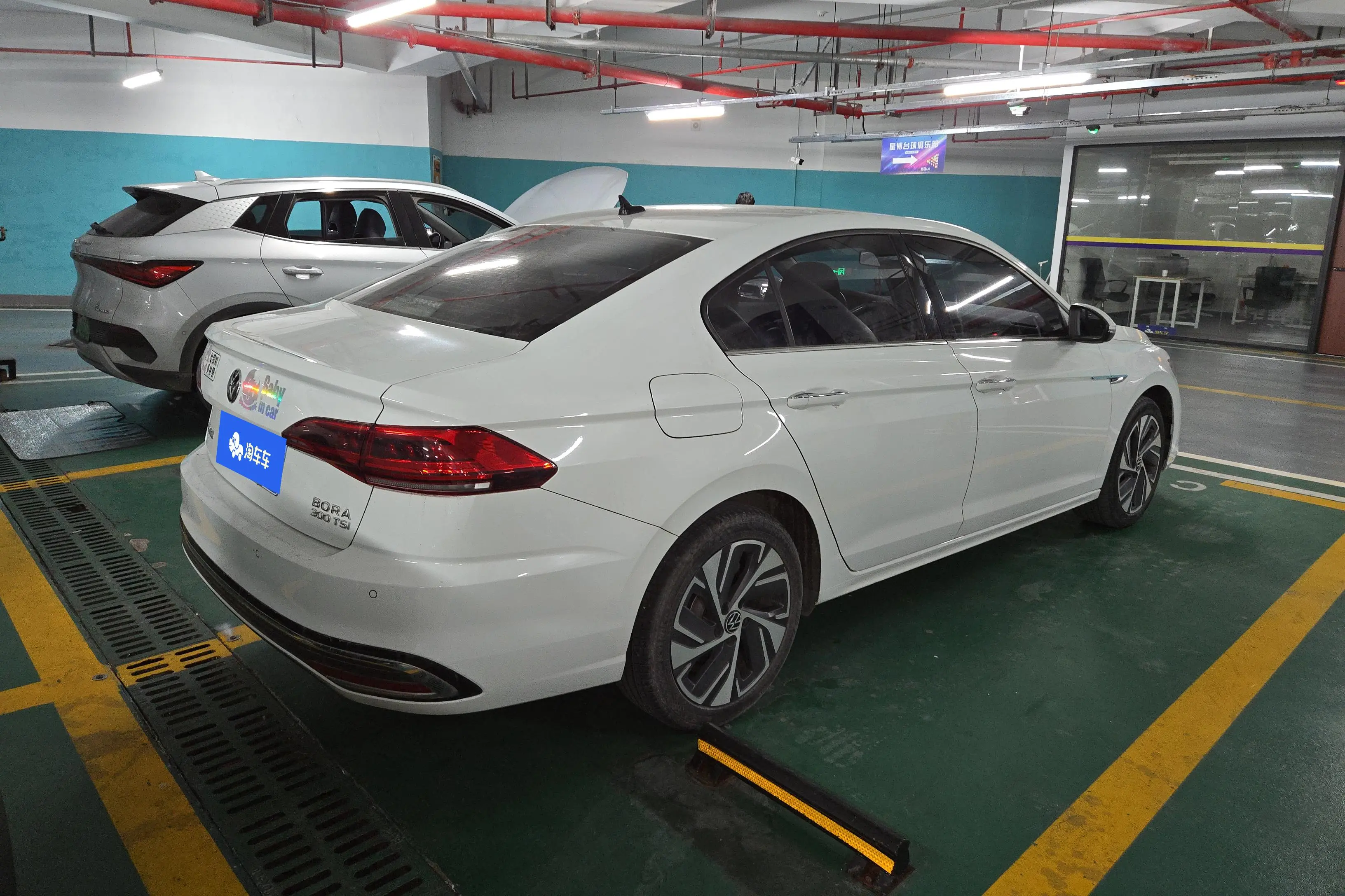 Volkswagen Bora  из Китая