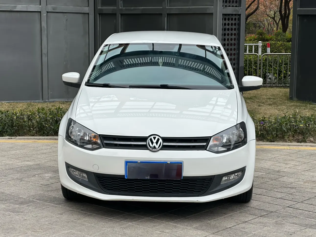 Volkswagen Polo  из Китая