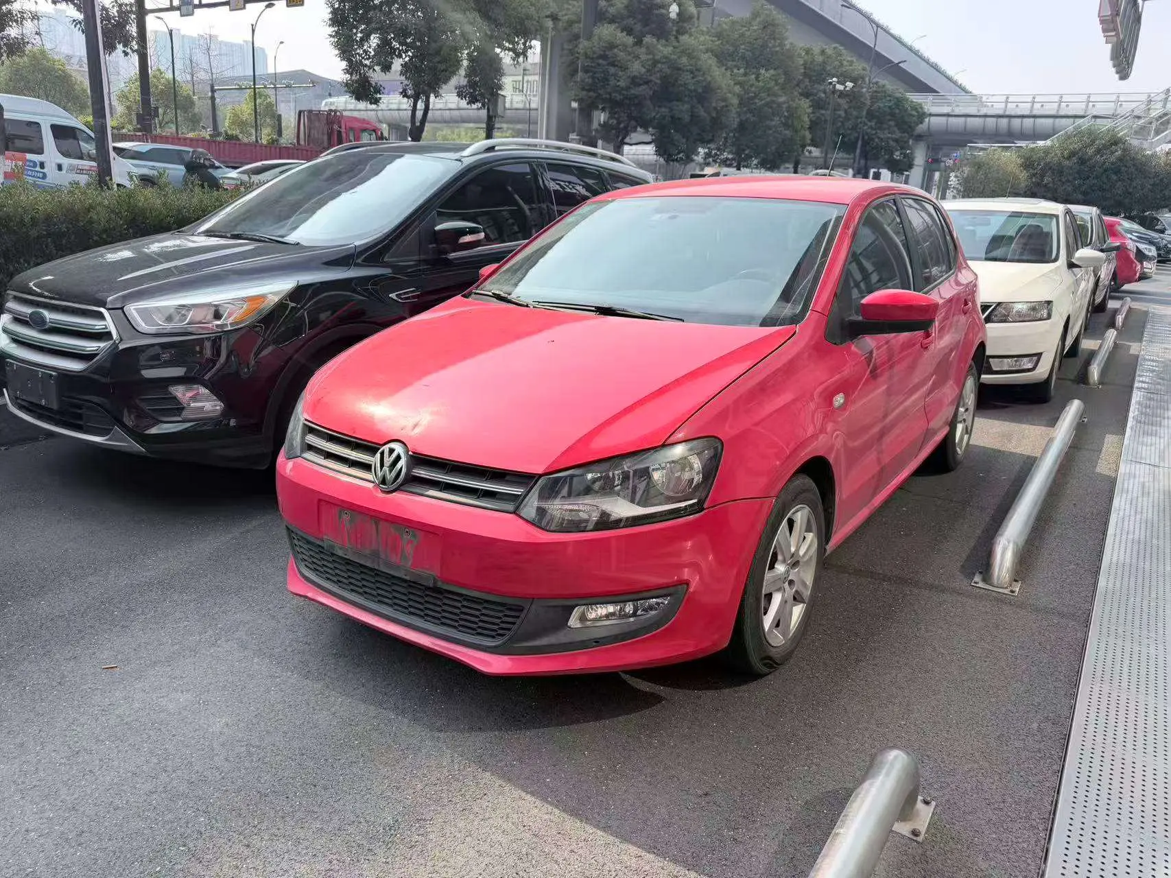 Volkswagen Polo  из Китая