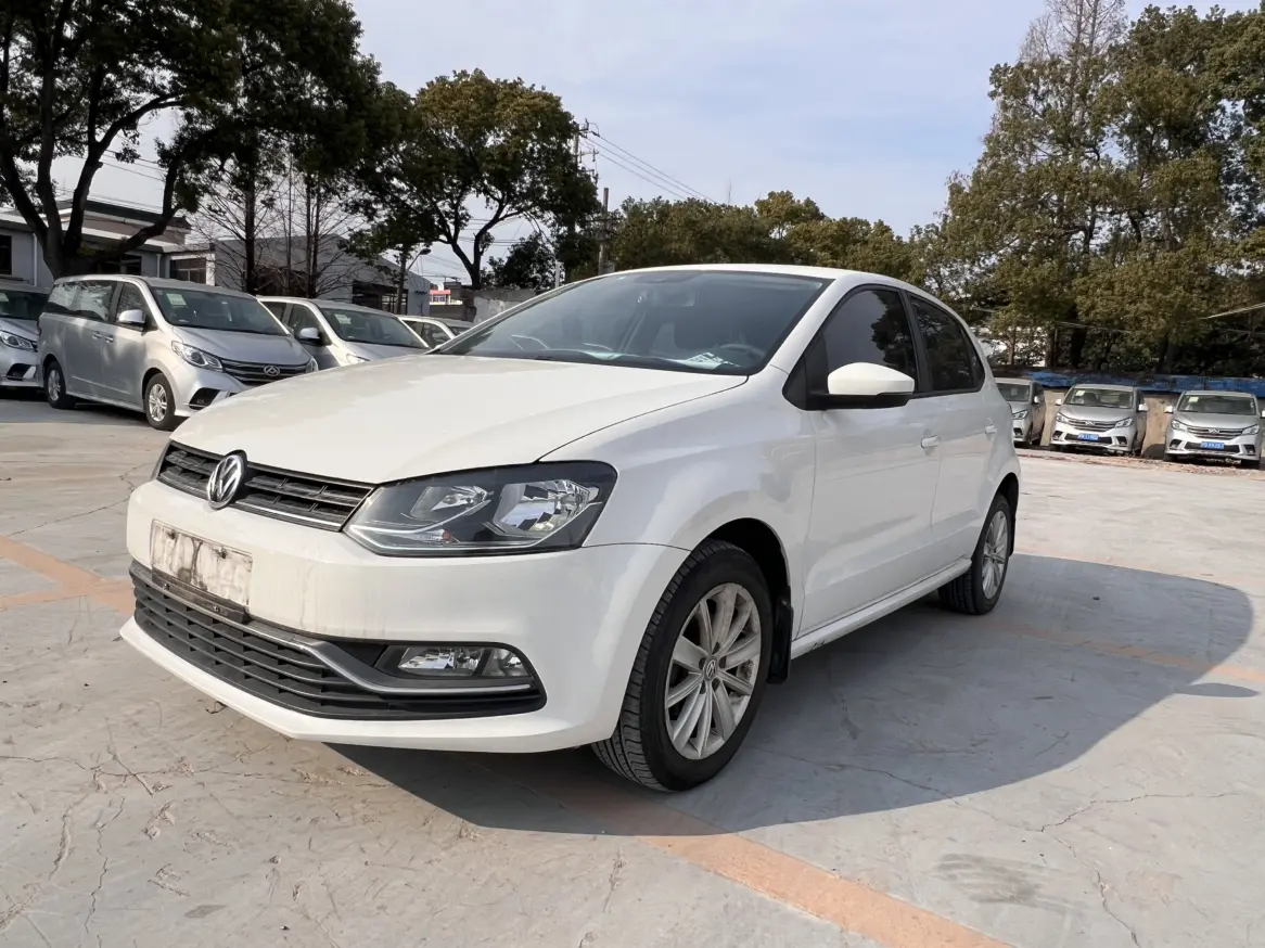 Volkswagen Polo  из Китая