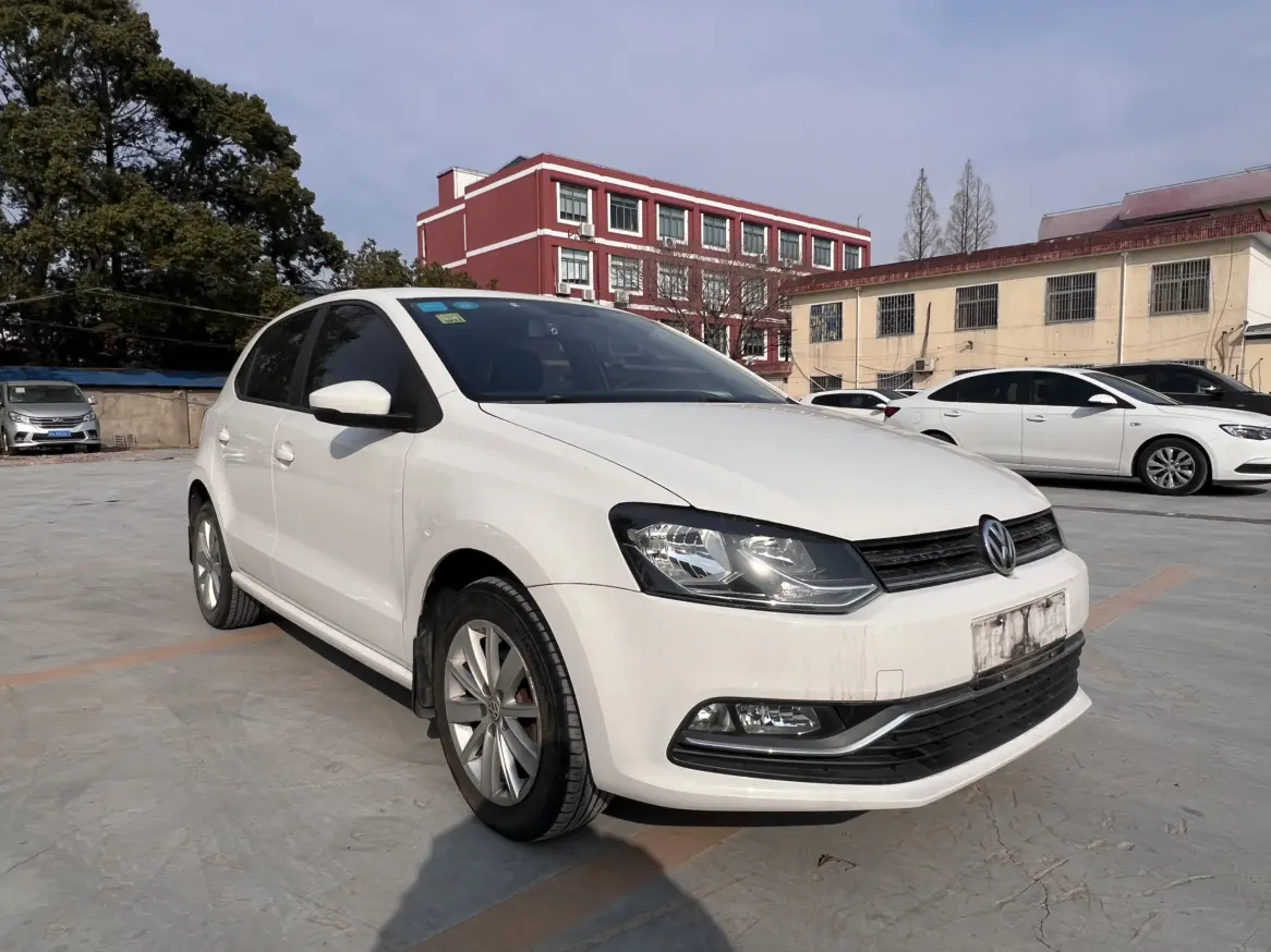 Volkswagen Polo  из Китая