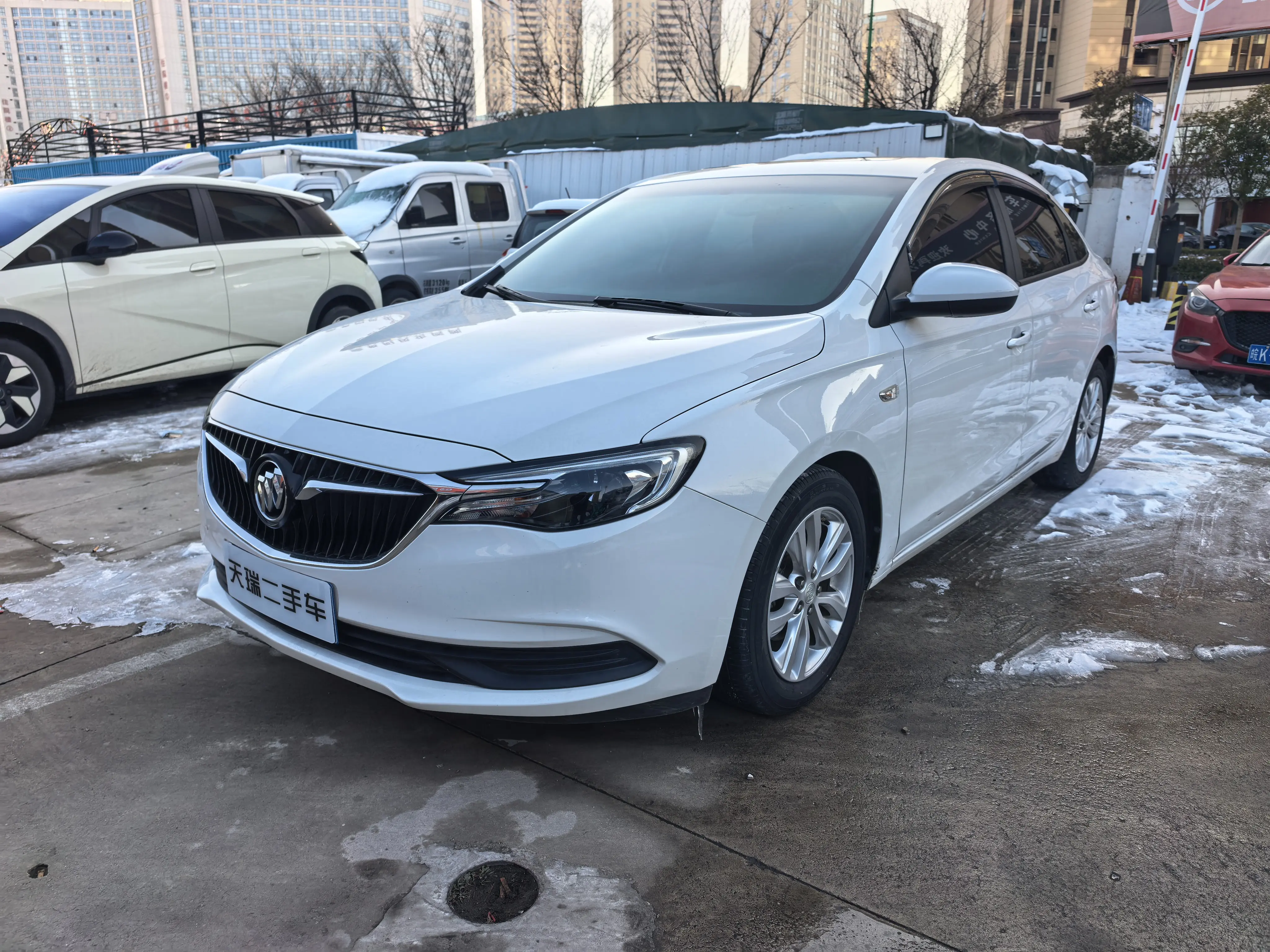 Buick Yinglang  из Китая