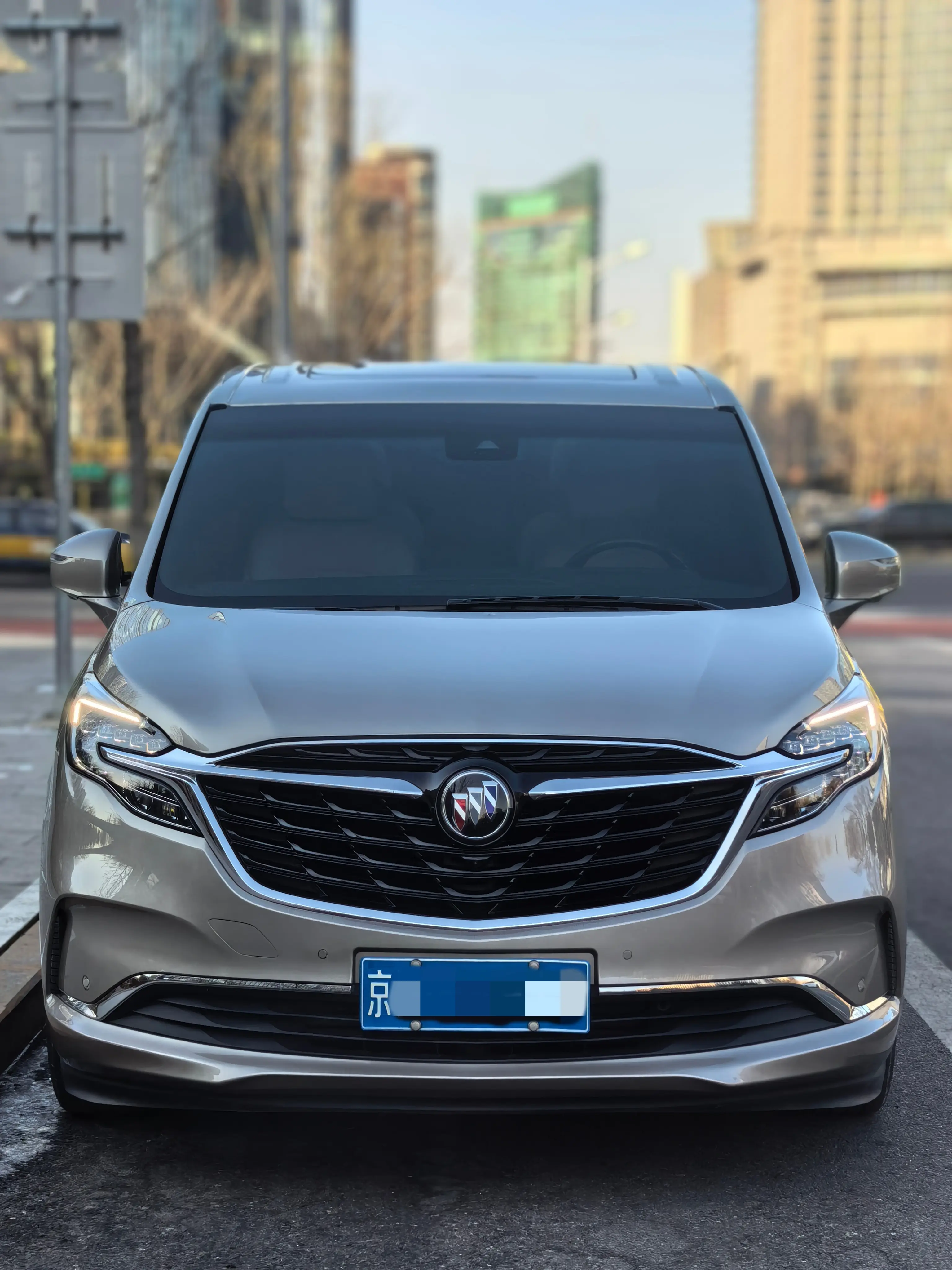 Buick GL8  из Китая