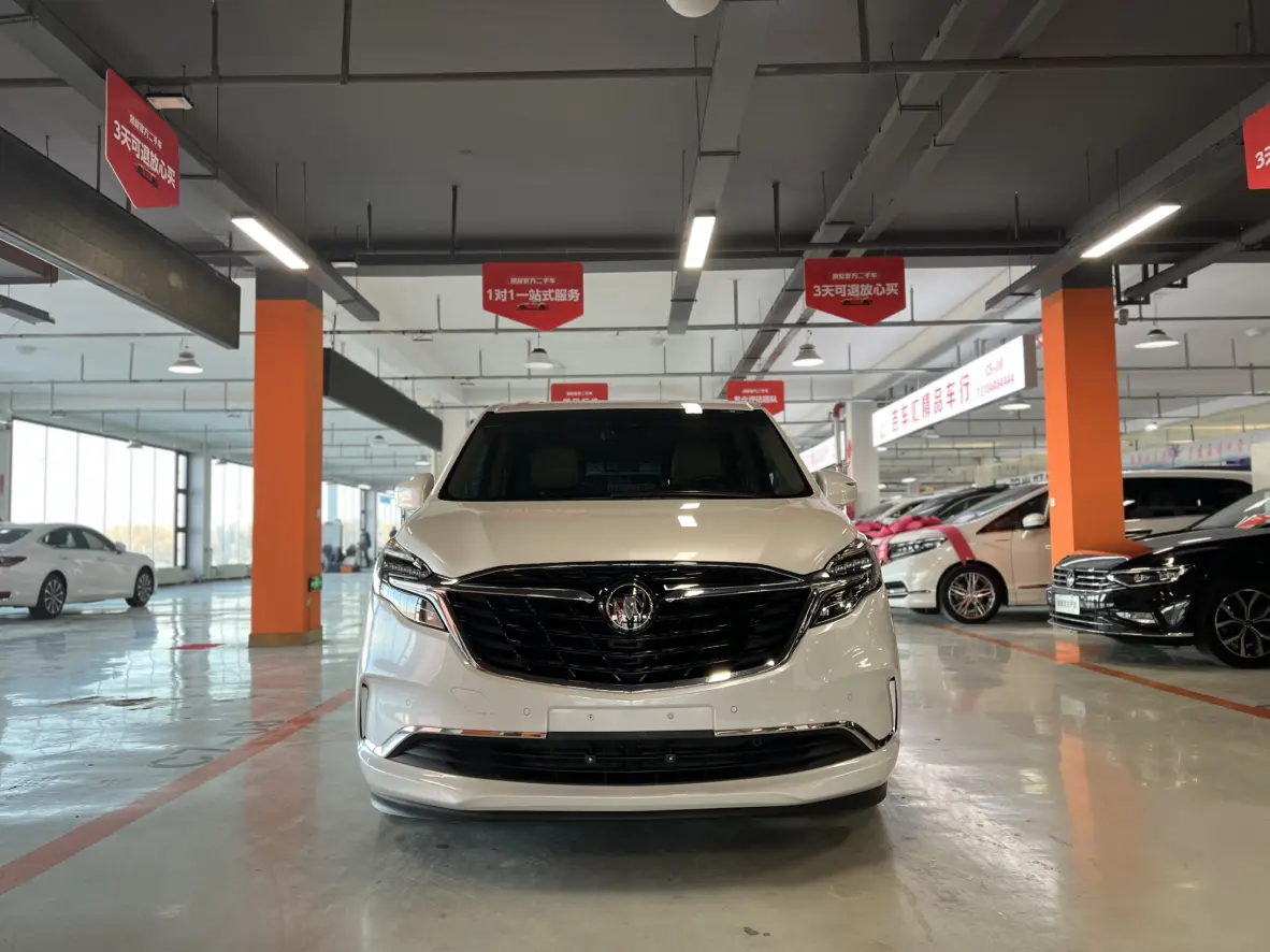 Buick GL8  из Китая