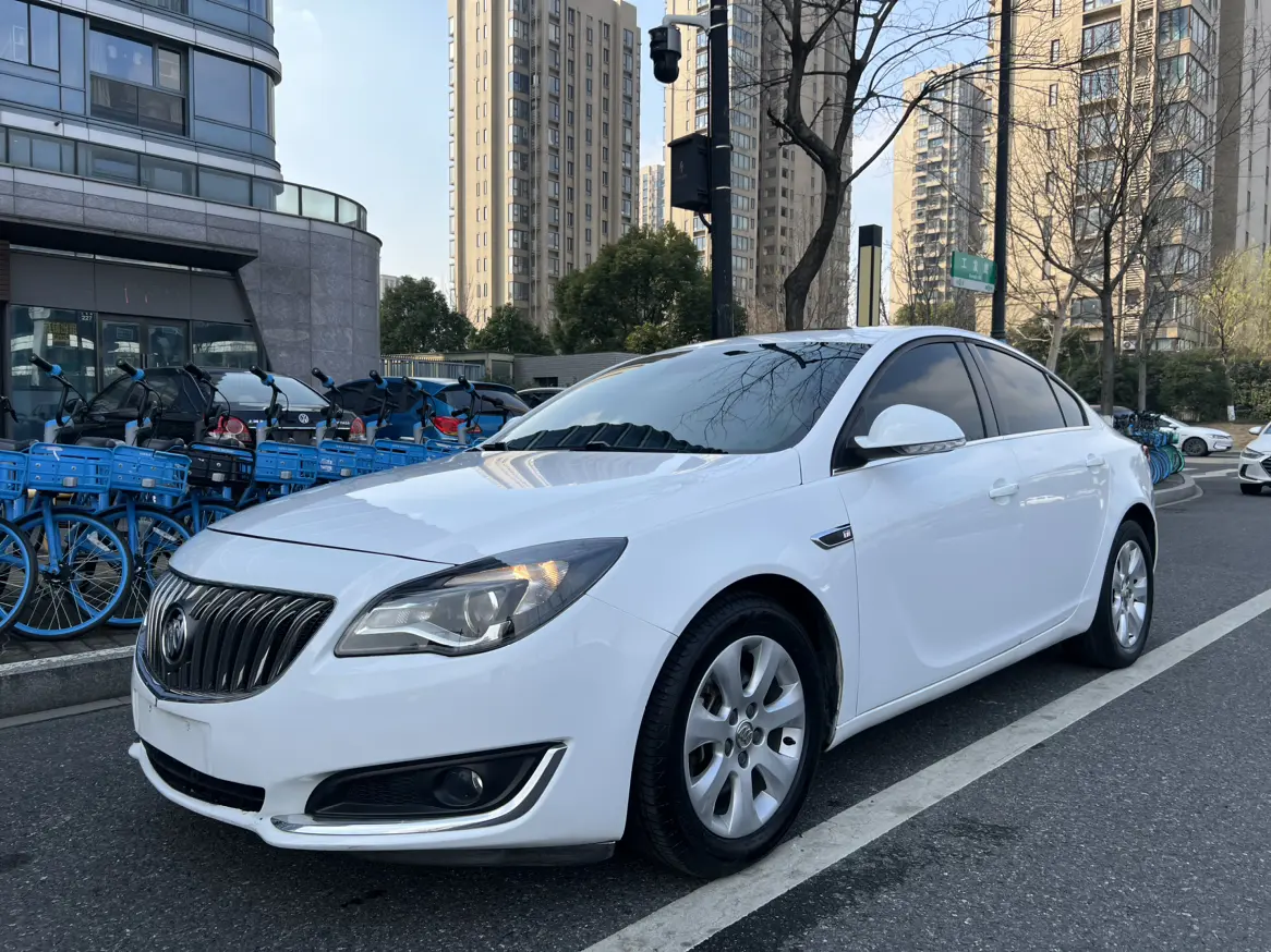 Buick Majesty  из Китая