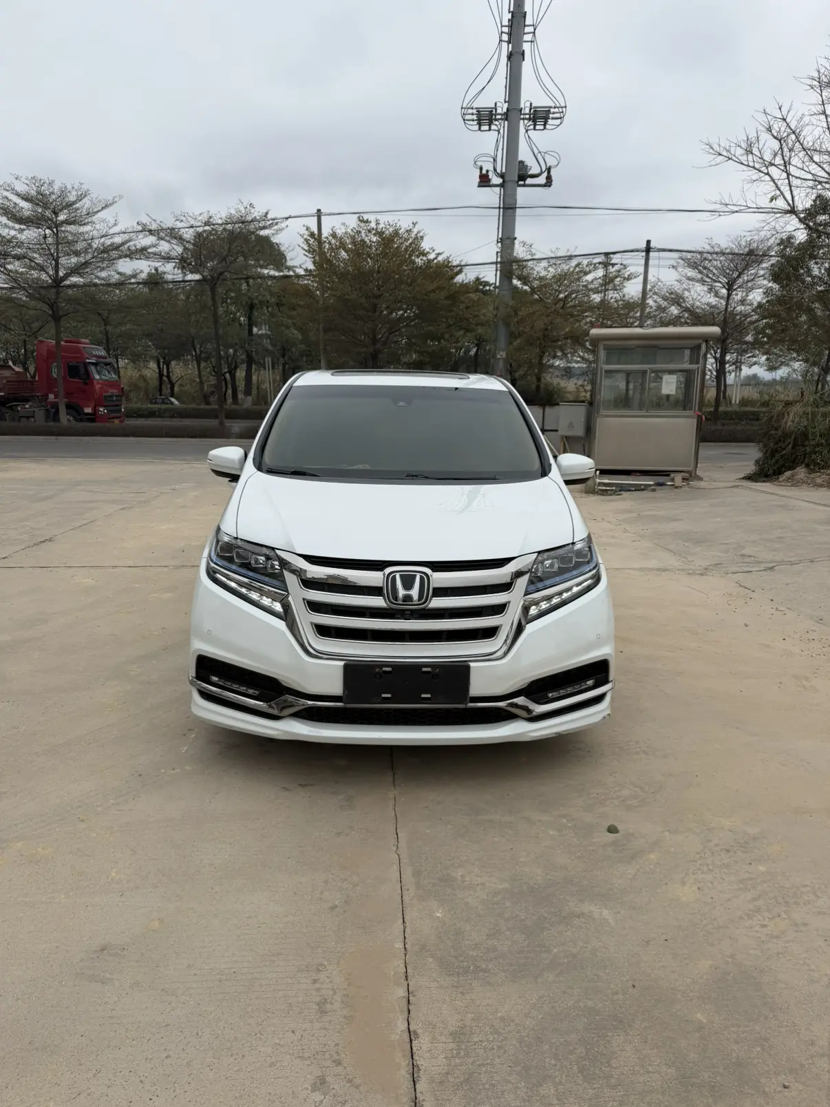 Honda Elysion (Alison)  из Китая