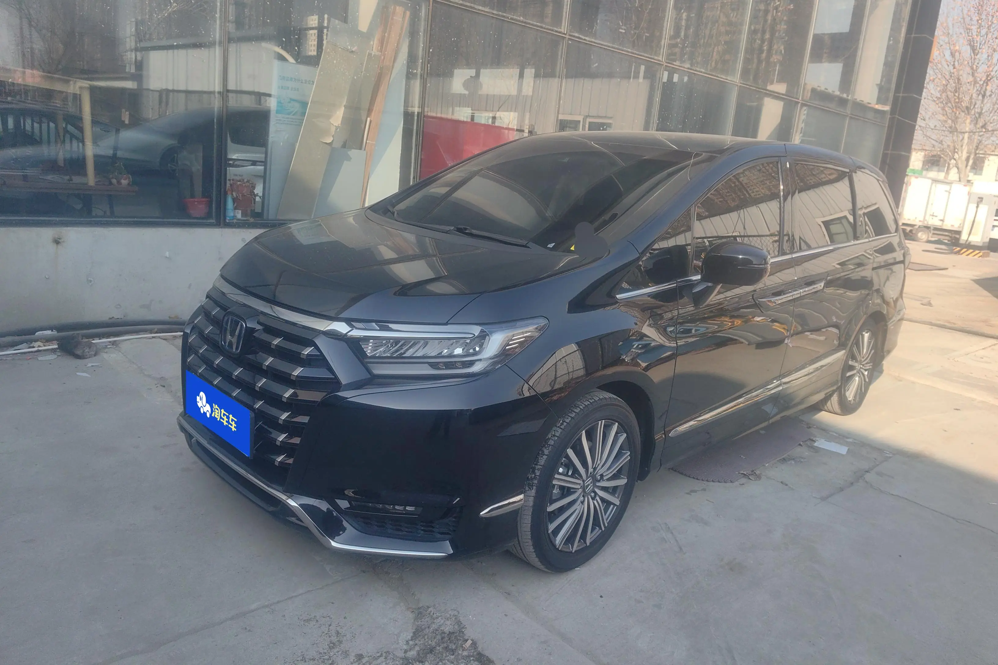 Honda Elysion (Alison)  из Китая