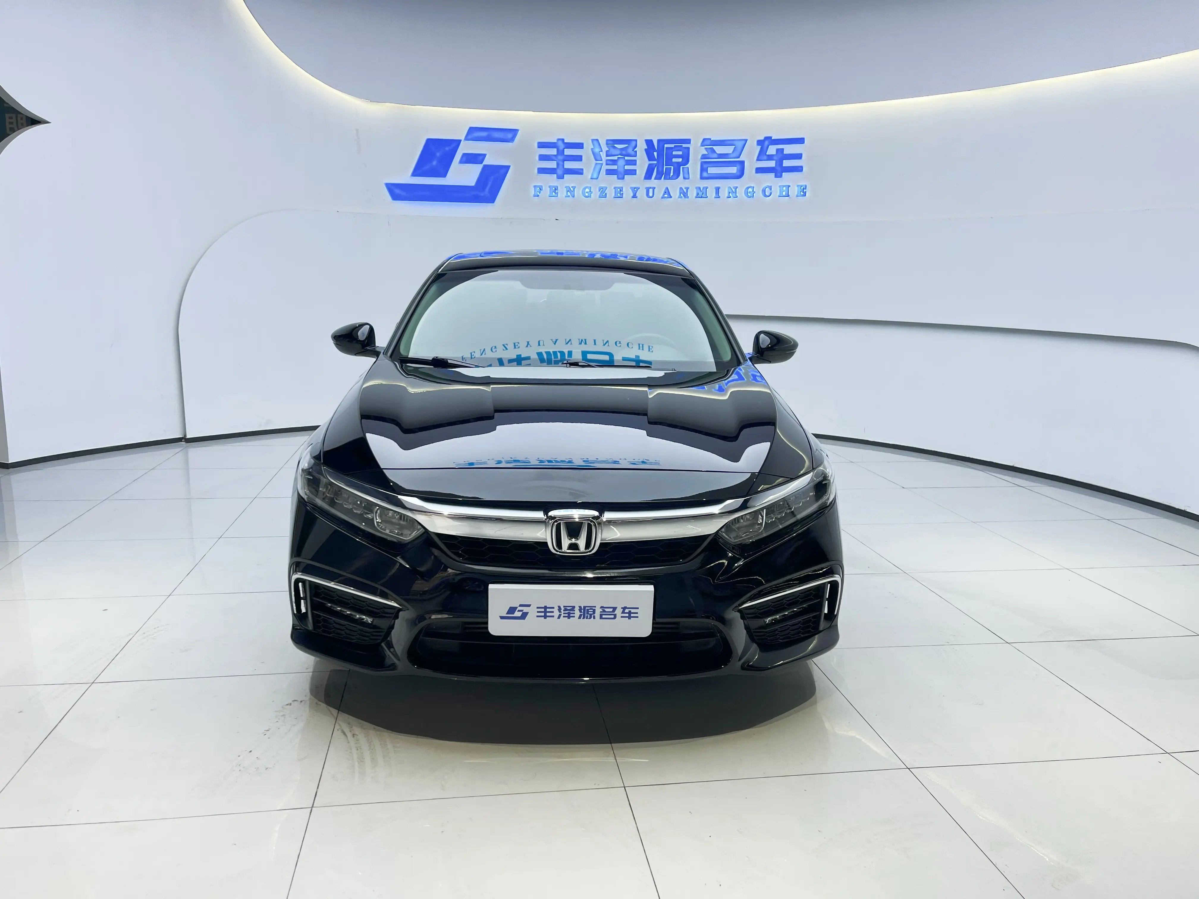 Honda Inspire (Yingshipai)  из Китая