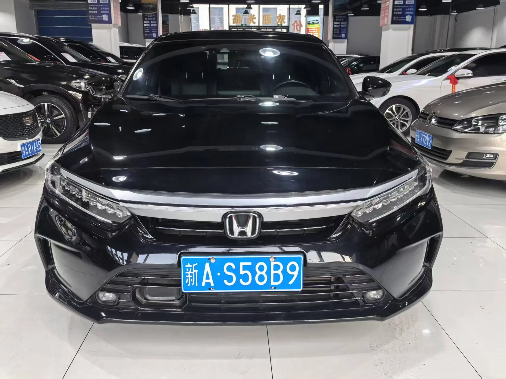 Honda Inspire (Yingshipai)  из Китая