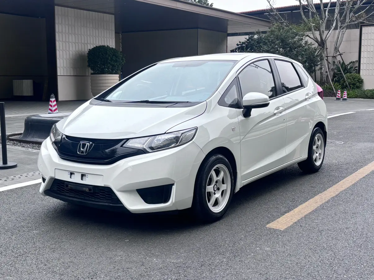 Honda Fit  из Китая