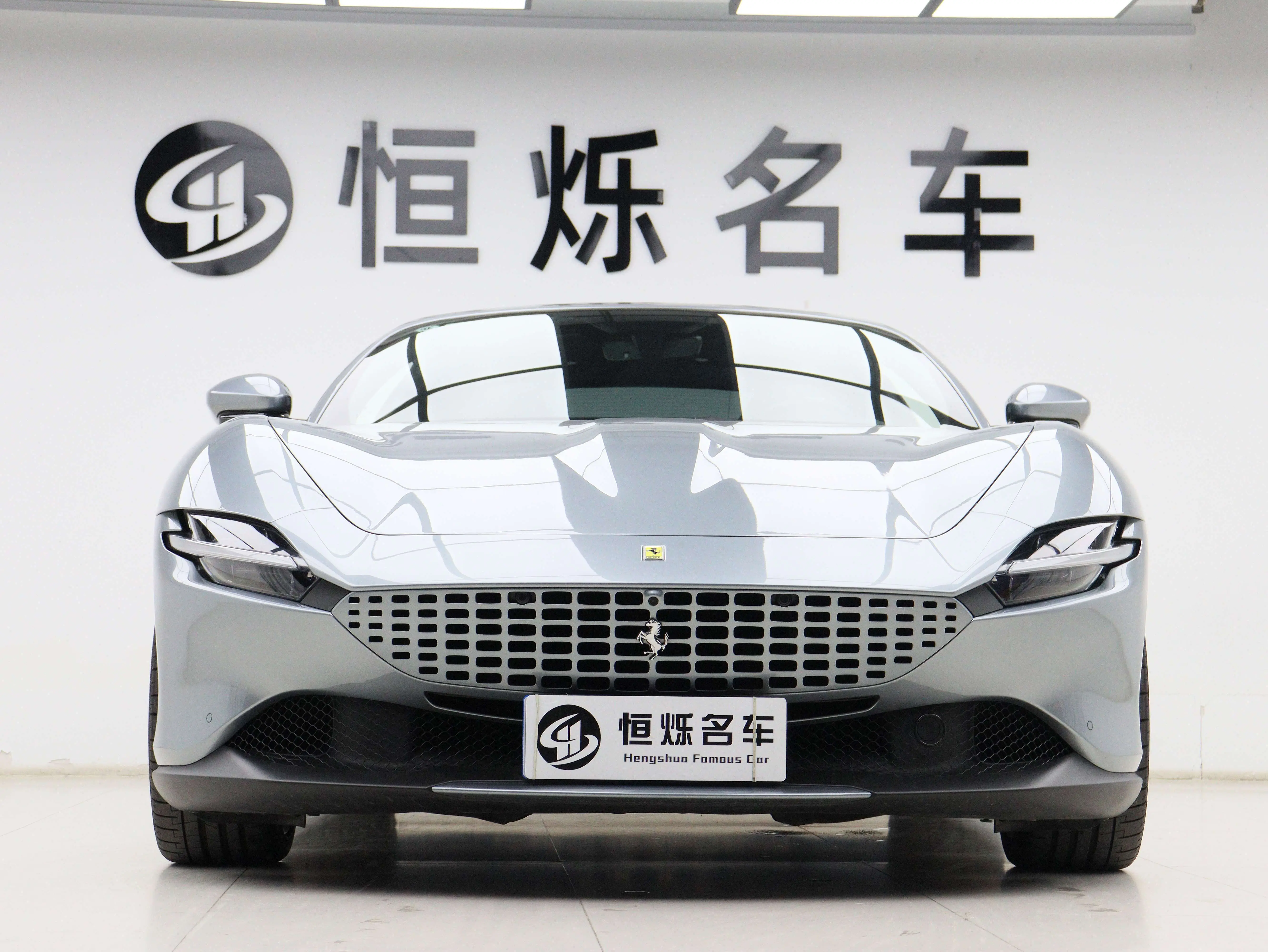 Ferrari Roma  из Китая