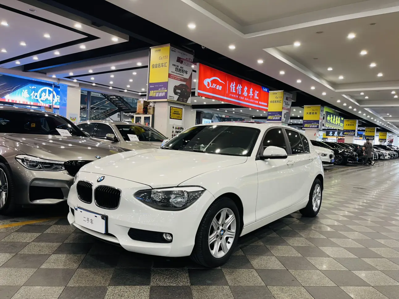 BMW 1 Series  из Китая
