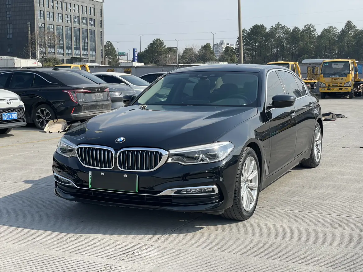 BMW 5 Series PHEV  из Китая