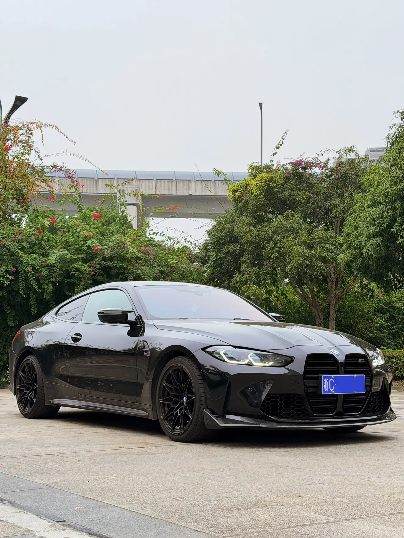 BMW M4  из Китая