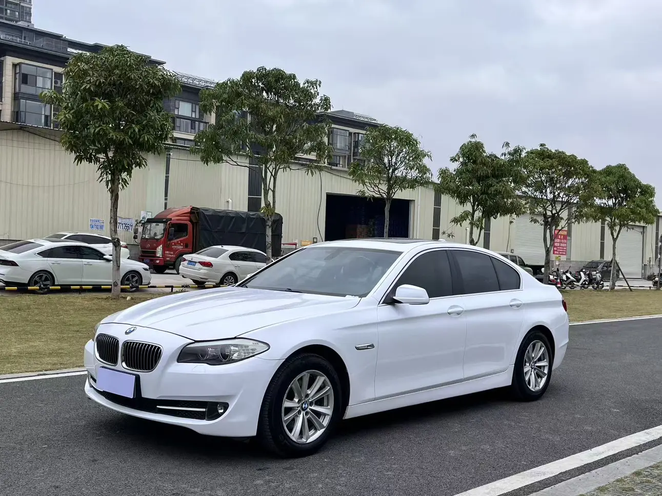 BMW 5 Series  из Китая