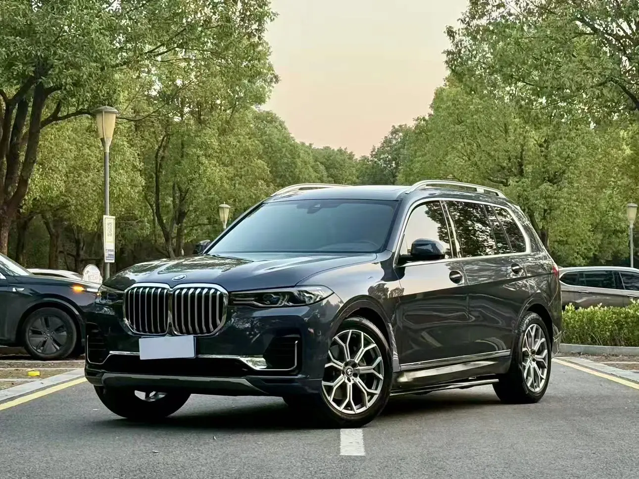 BMW X7  из Китая