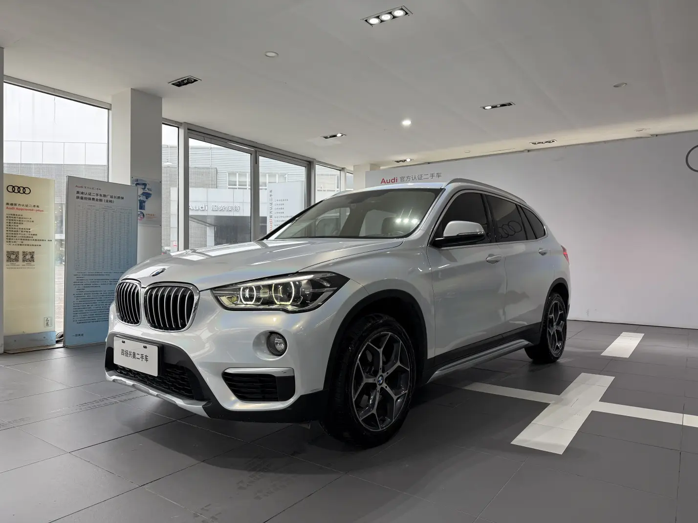BMW X1  из Китая