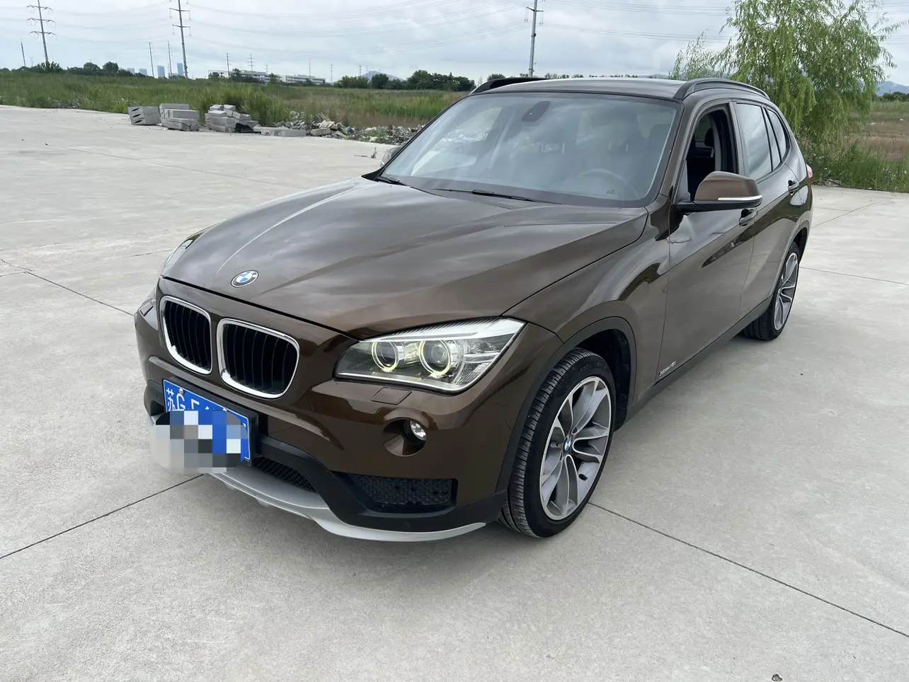 BMW X1  из Китая