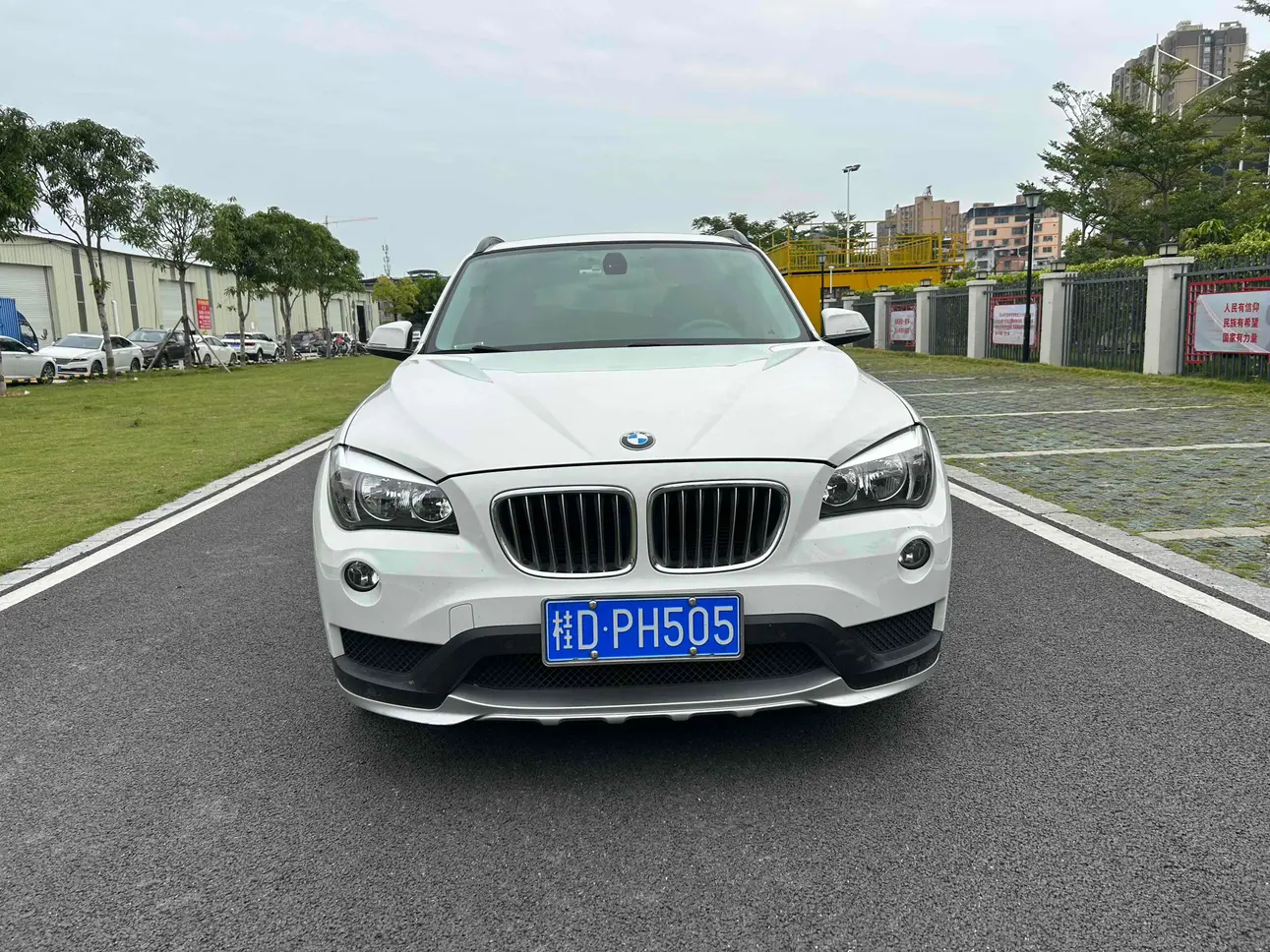 BMW X1  из Китая