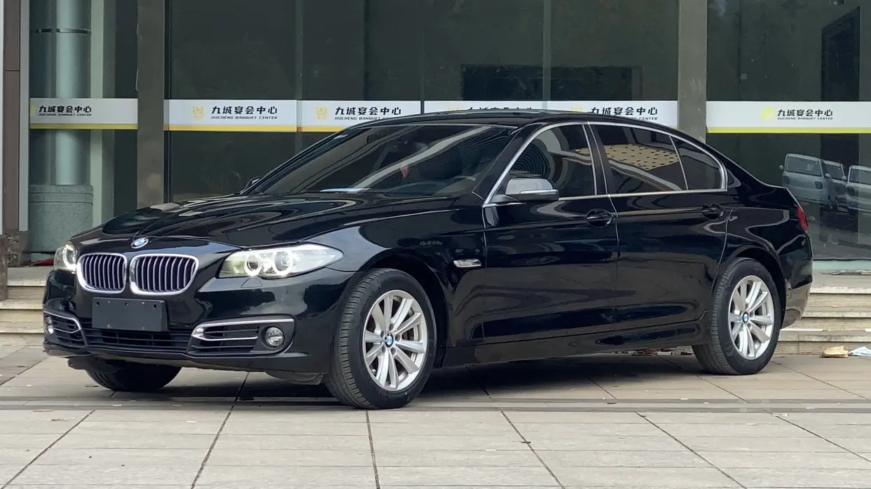 BMW 5 Series  из Китая