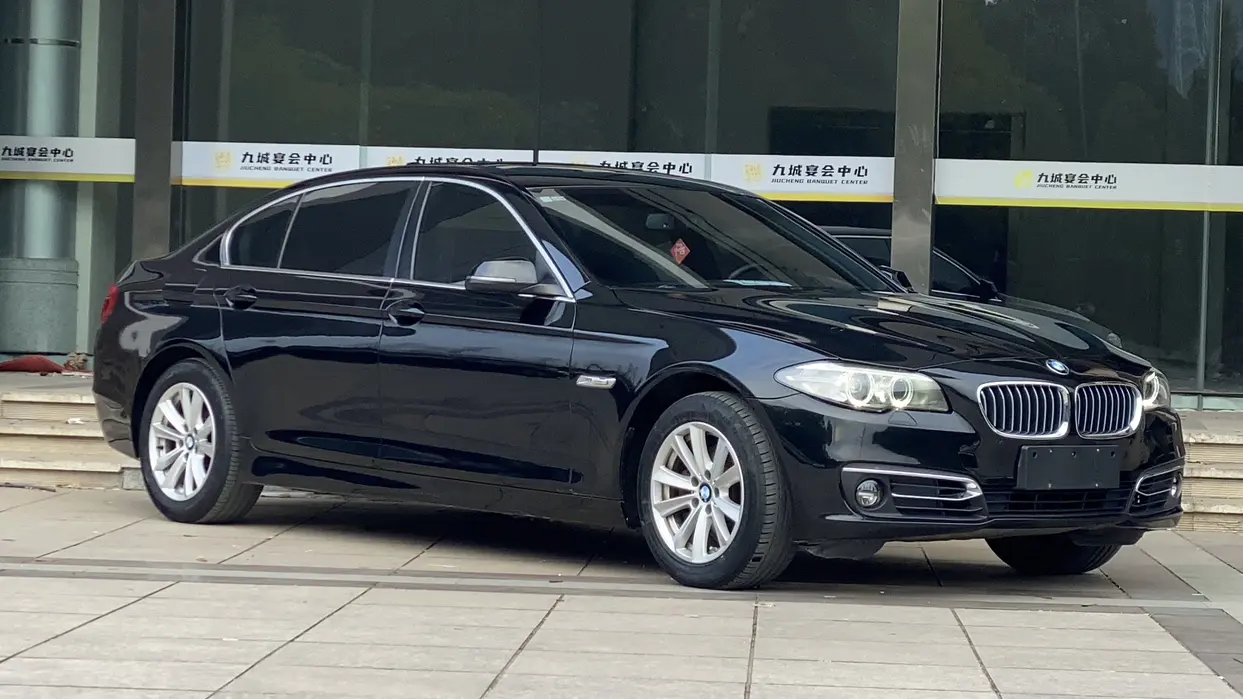 BMW 5 Series  из Китая