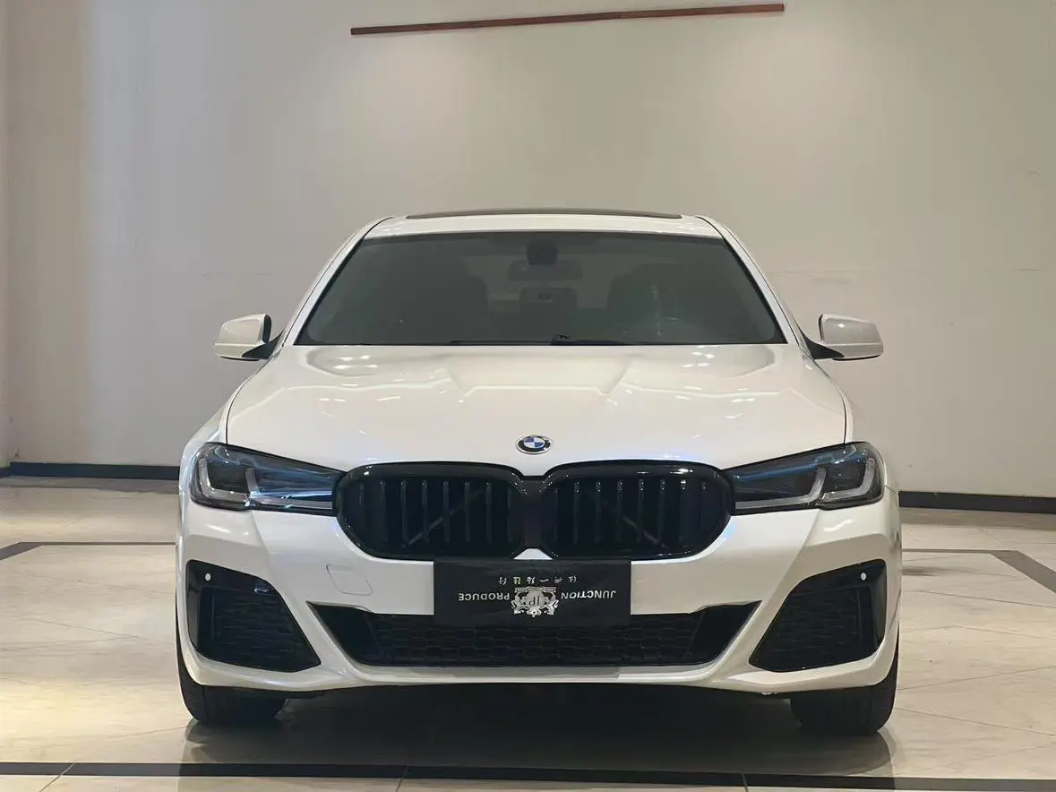BMW 5 Series  из Китая