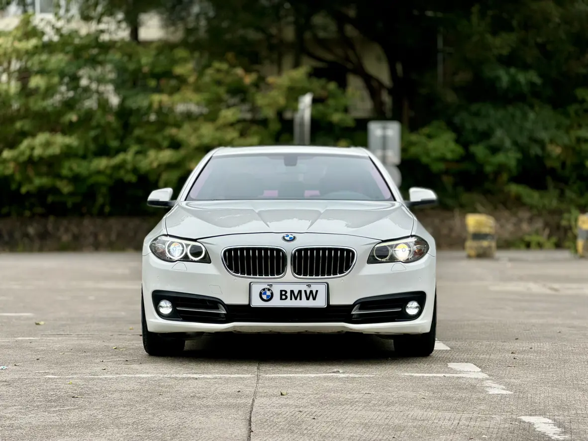 BMW 5 Series  из Китая