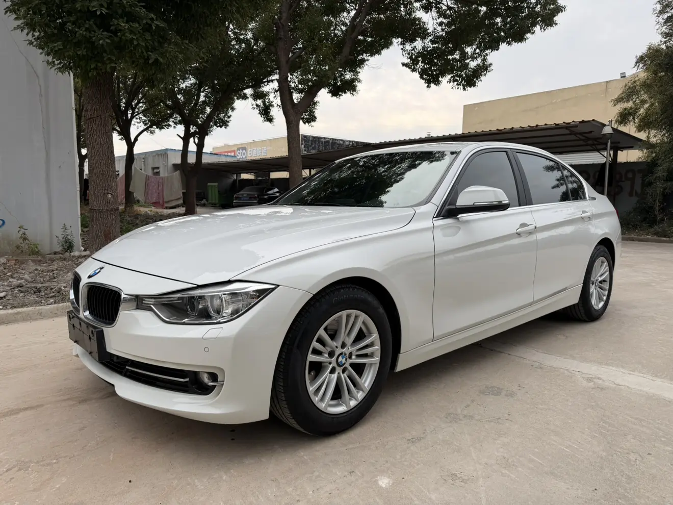 BMW 3 Series  из Китая