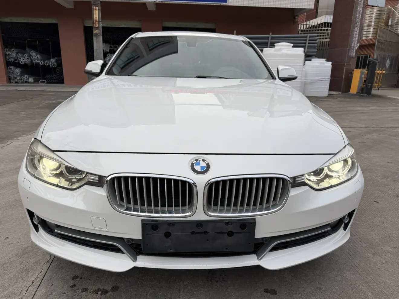 BMW 3 Series  из Китая