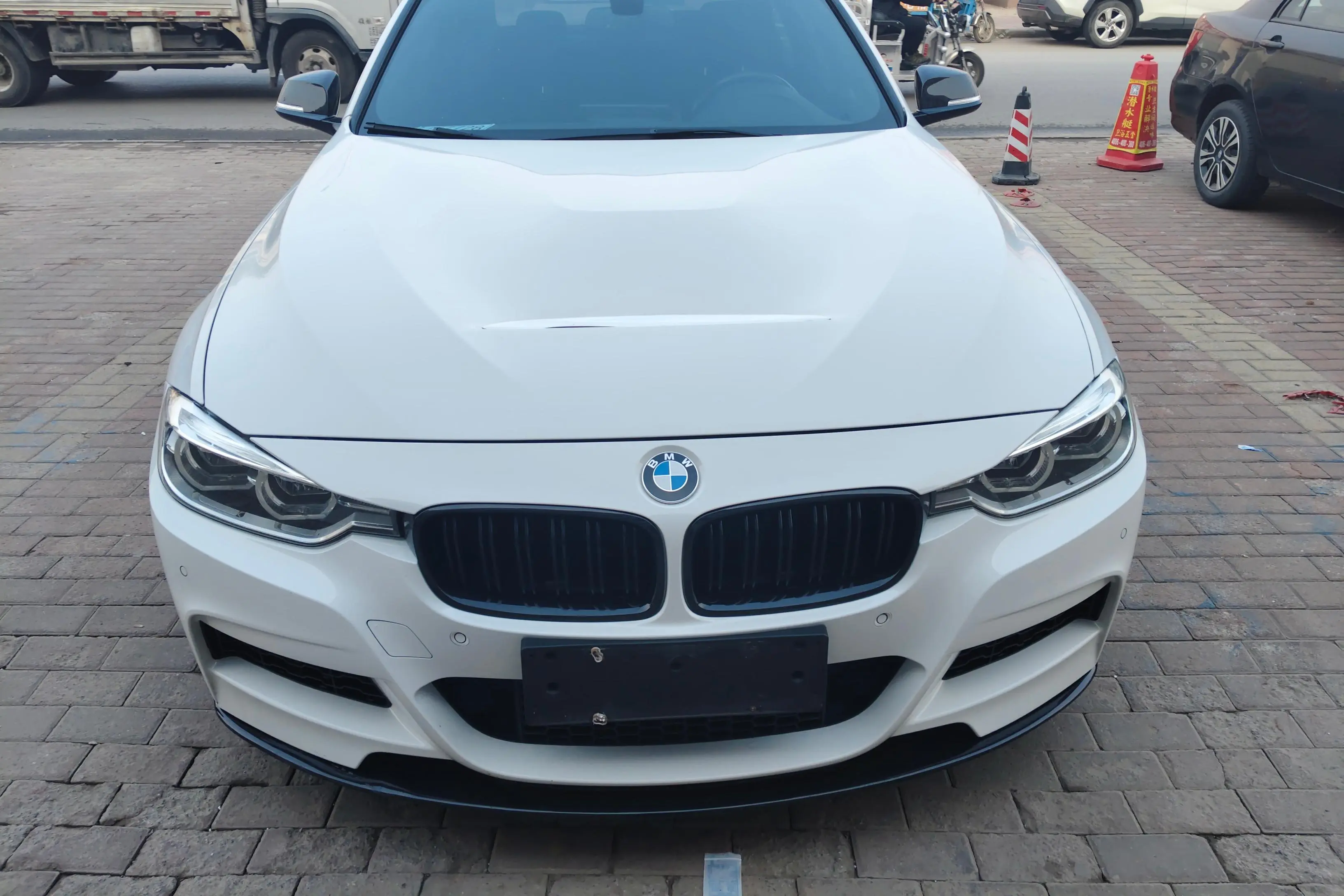 BMW 3 Series  из Китая